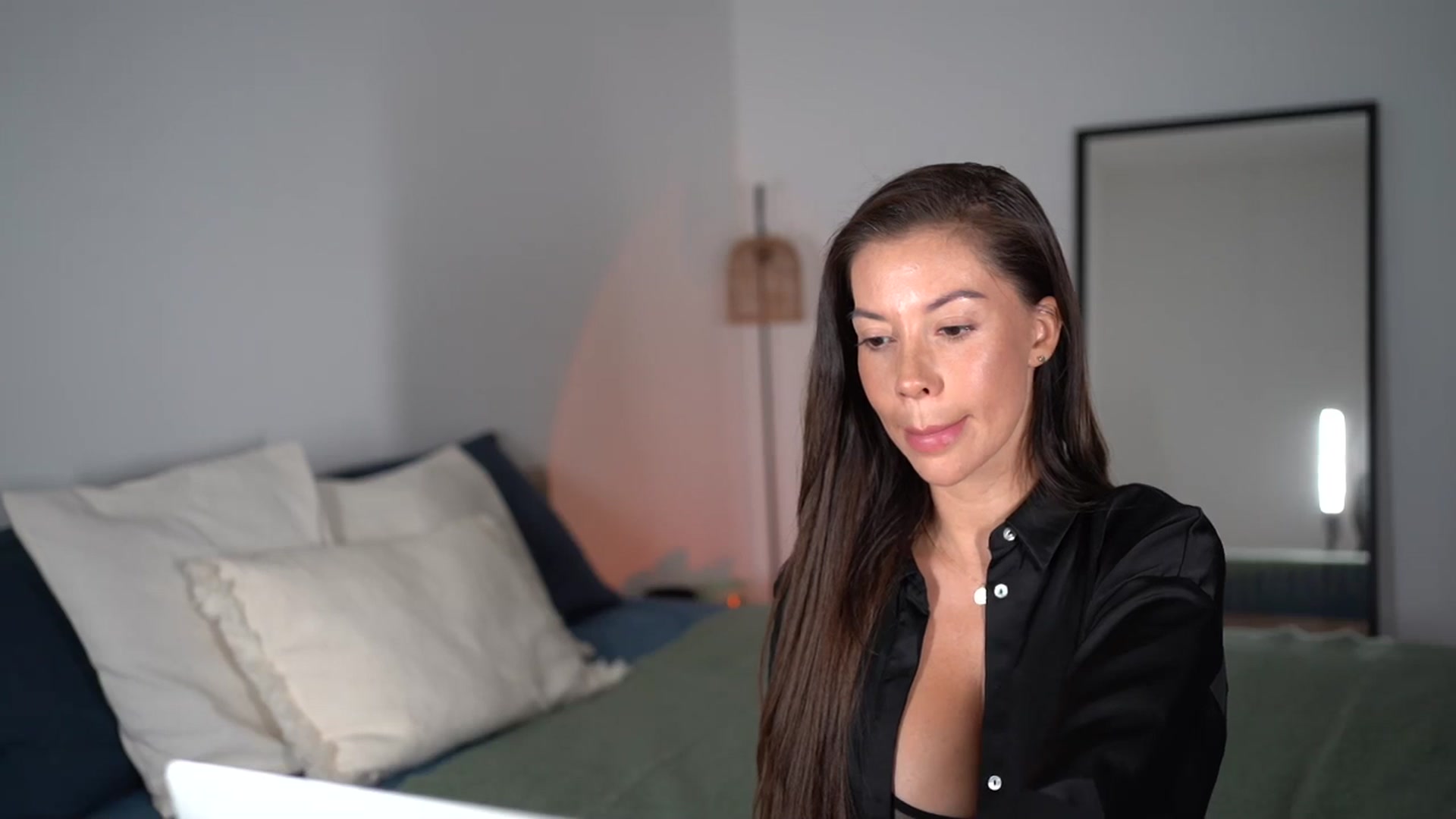 Gallery image thumbnail from Dorothea_'s myfreecams stream on, 03/10/2025, 22:42 image 13 of 20