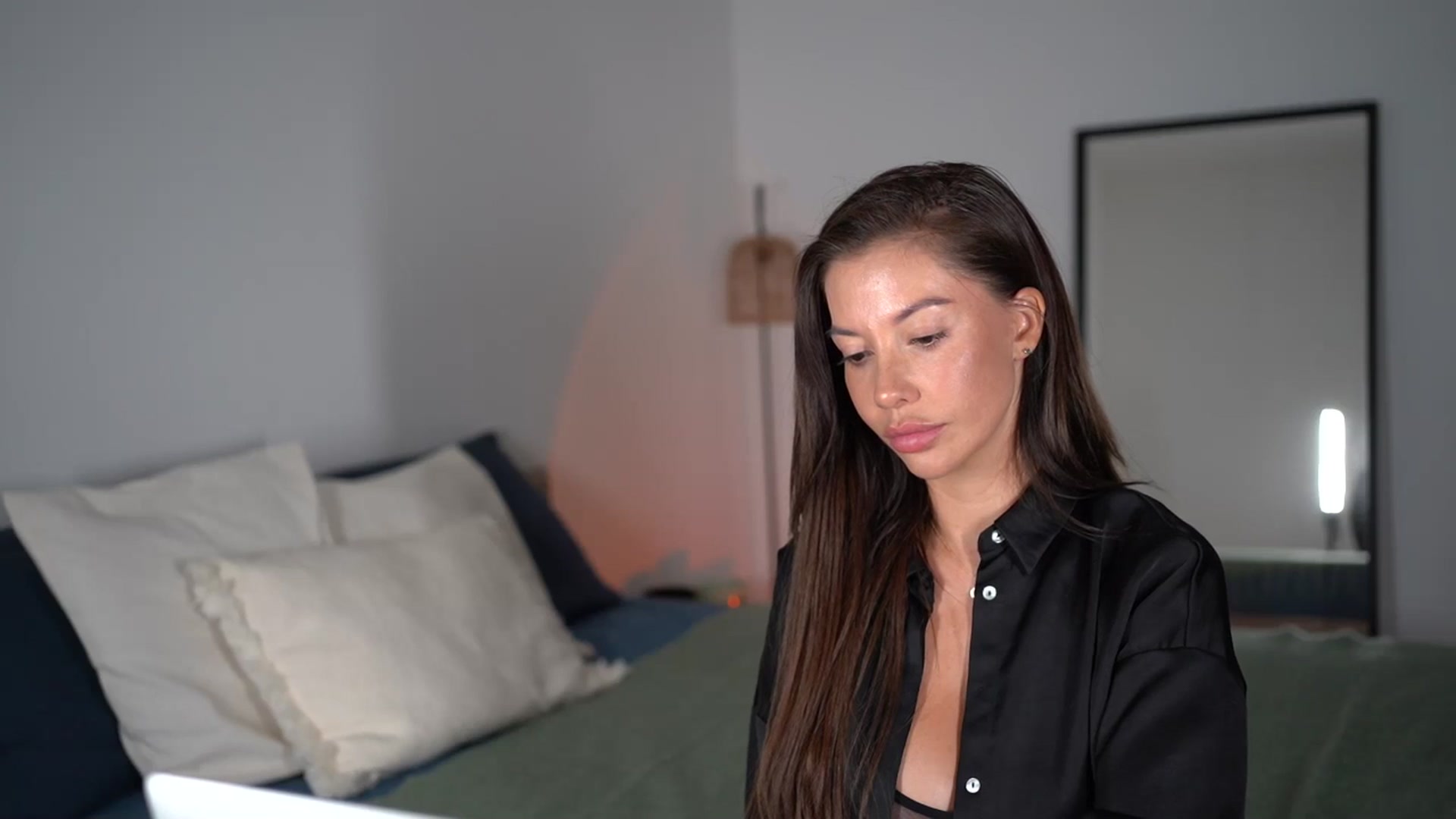 Gallery image thumbnail from Dorothea_'s myfreecams stream on, 03/10/2025, 22:42 image 18 of 20