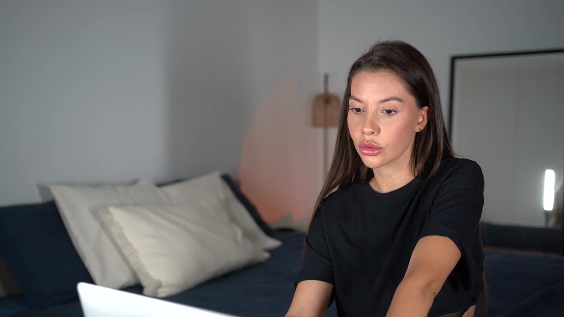 Gallery image thumbnail from Dorothea_'s myfreecams stream on, 03/17/2025, 21:58 image 7 of 20