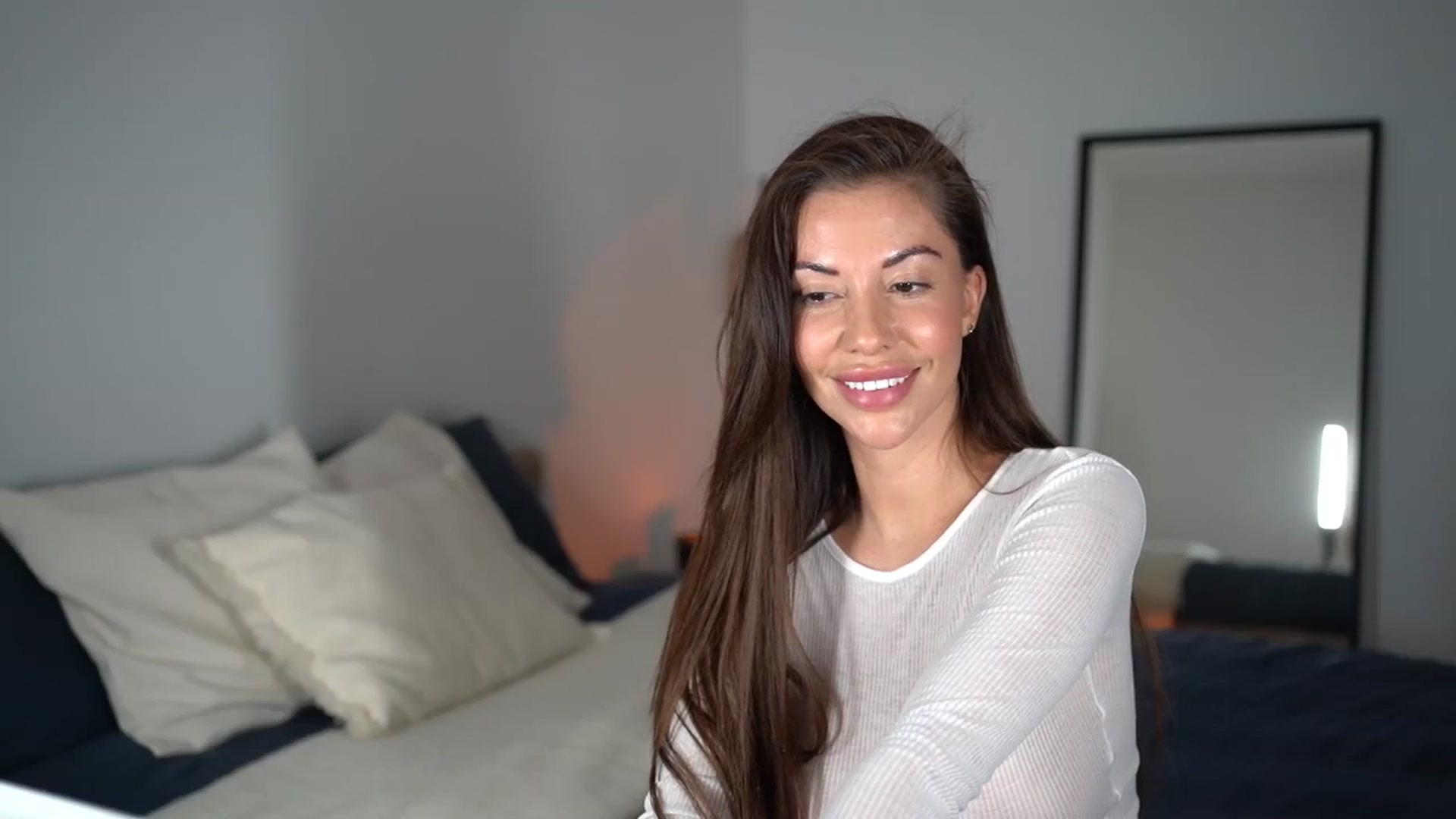 Gallery image thumbnail from Dorothea_'s myfreecams stream on, 03/22/2025, 22:29 image 17 of 20