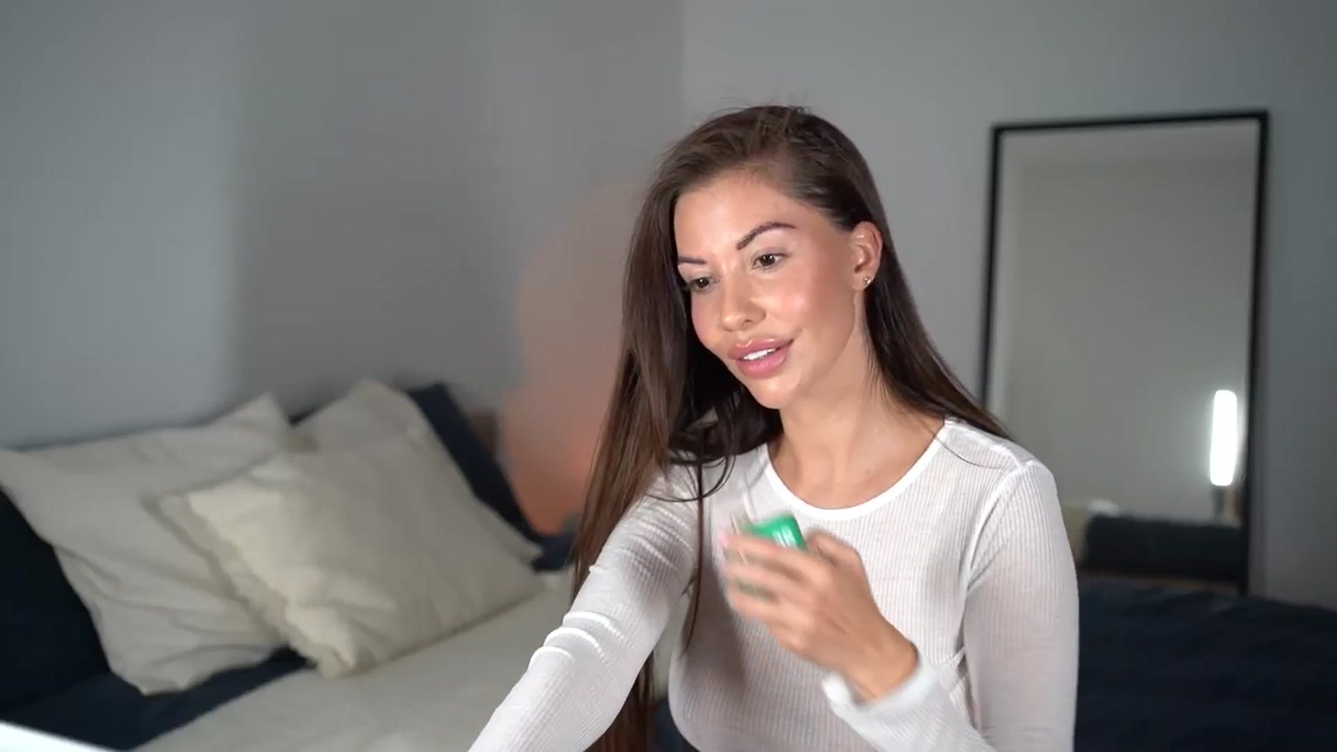 Gallery image thumbnail from Dorothea_'s myfreecams stream on, 03/22/2025, 22:29 image 9 of 20