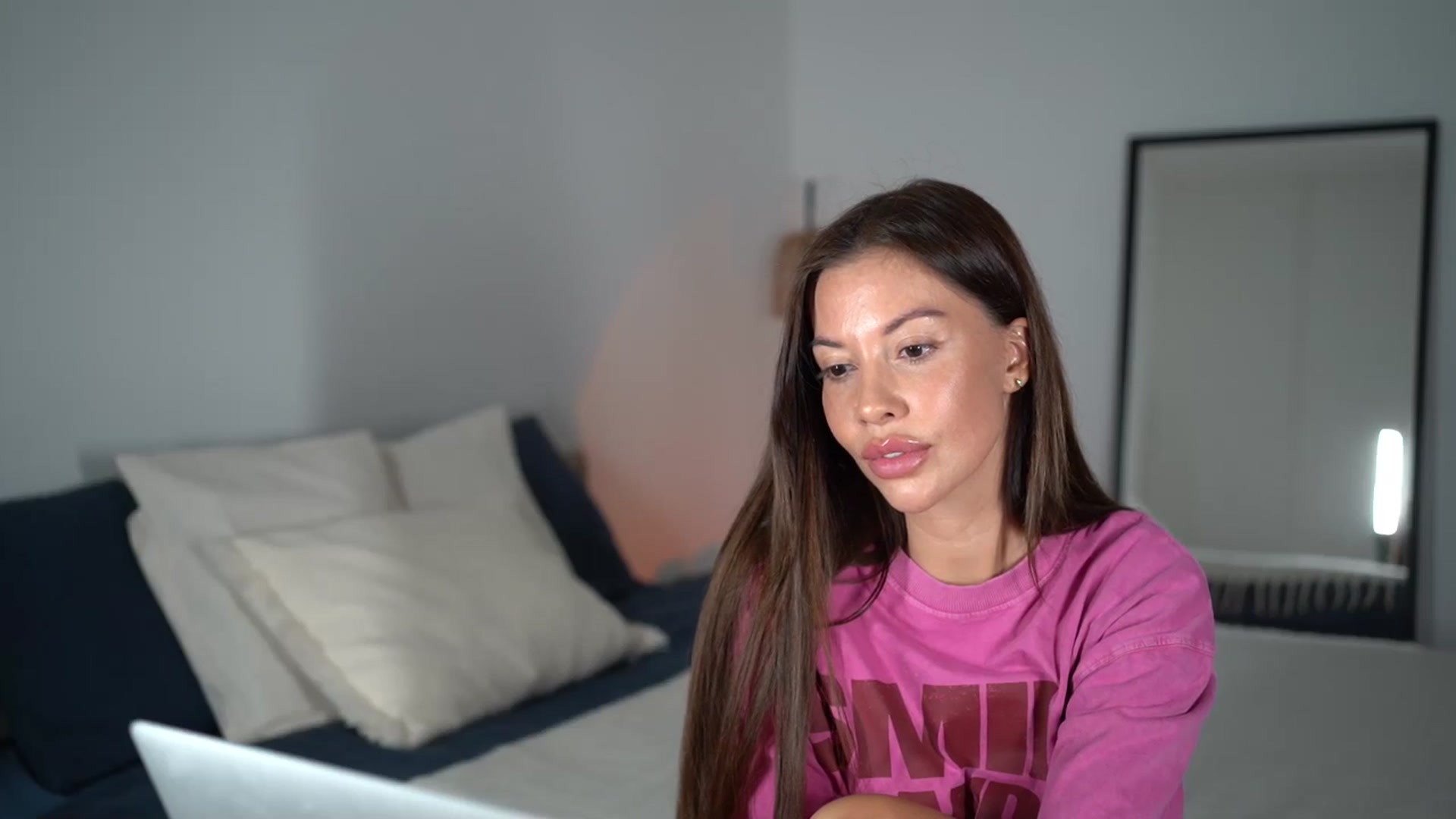 Gallery image thumbnail from Dorothea_'s myfreecams stream on, 03/25/2025, 22:53 image 18 of 20