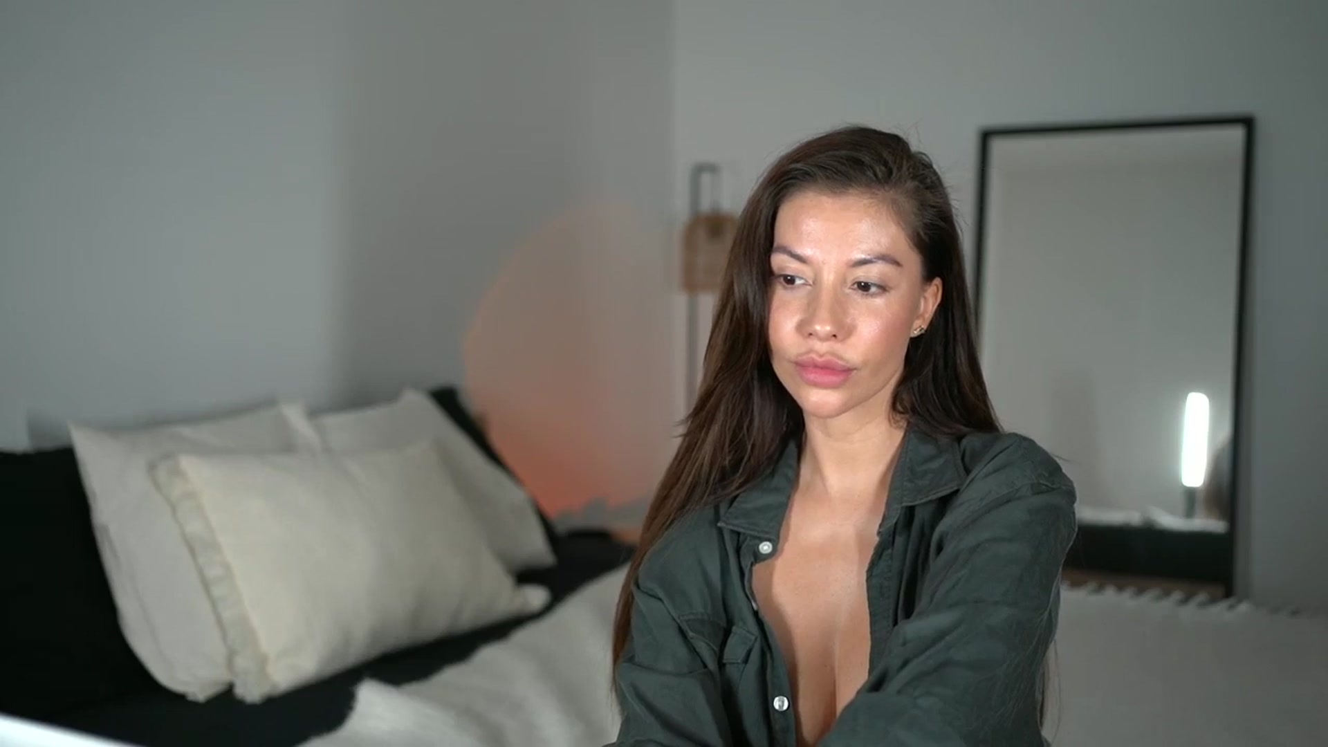 Gallery image thumbnail from Dorothea_'s myfreecams stream on, 04/21/2025, 21:53 image 20 of 20
