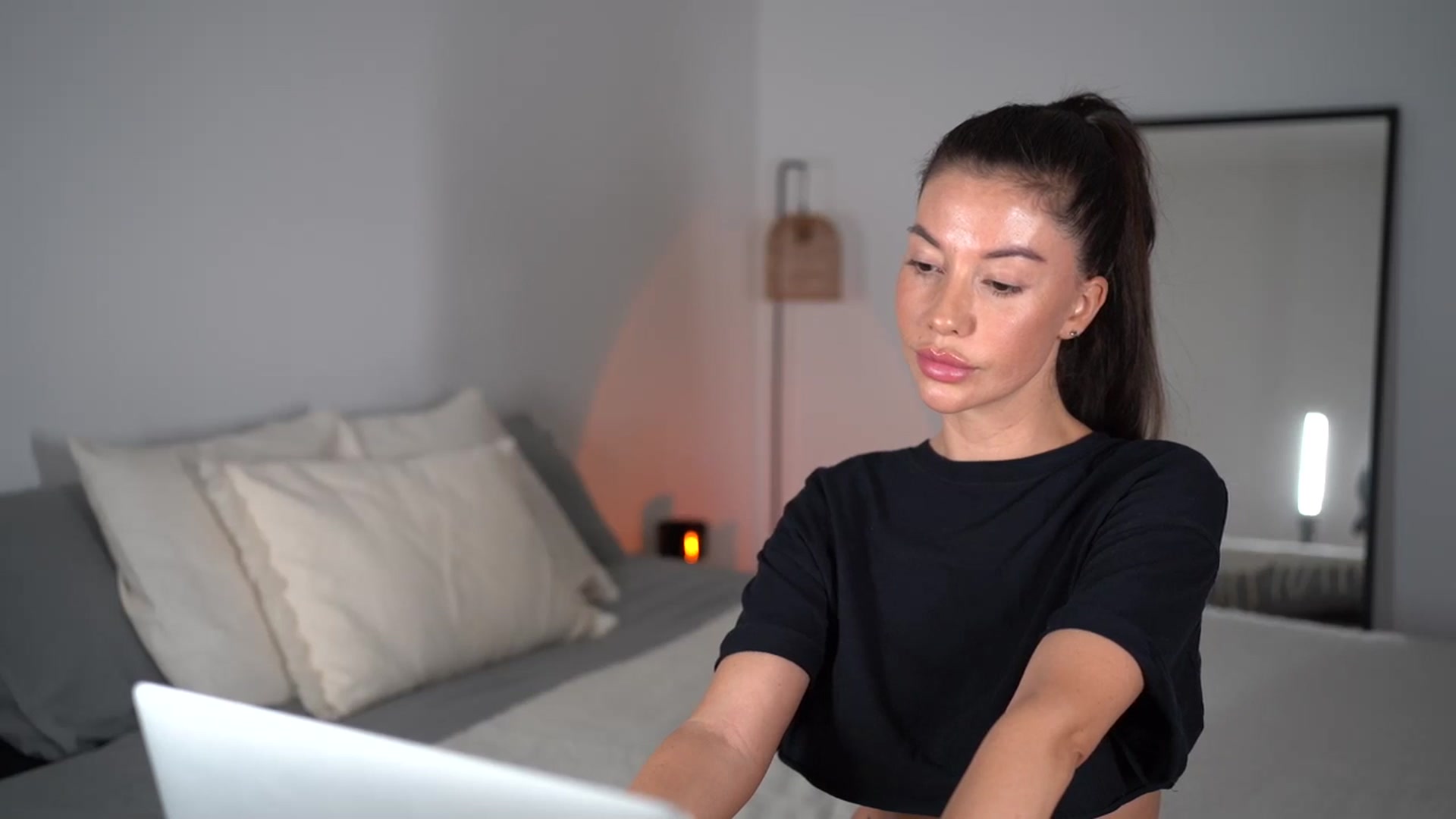 Gallery image thumbnail from Dorothea_'s myfreecams stream on, 05/05/2025, 22:08 image 6 of 20