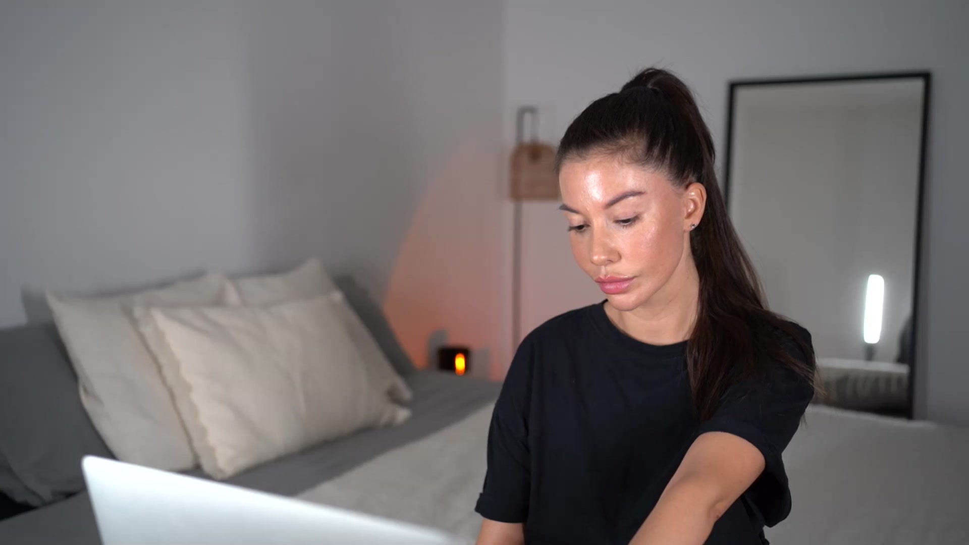 Gallery image thumbnail from Dorothea_'s myfreecams stream on, 05/05/2025, 22:08 image 19 of 20