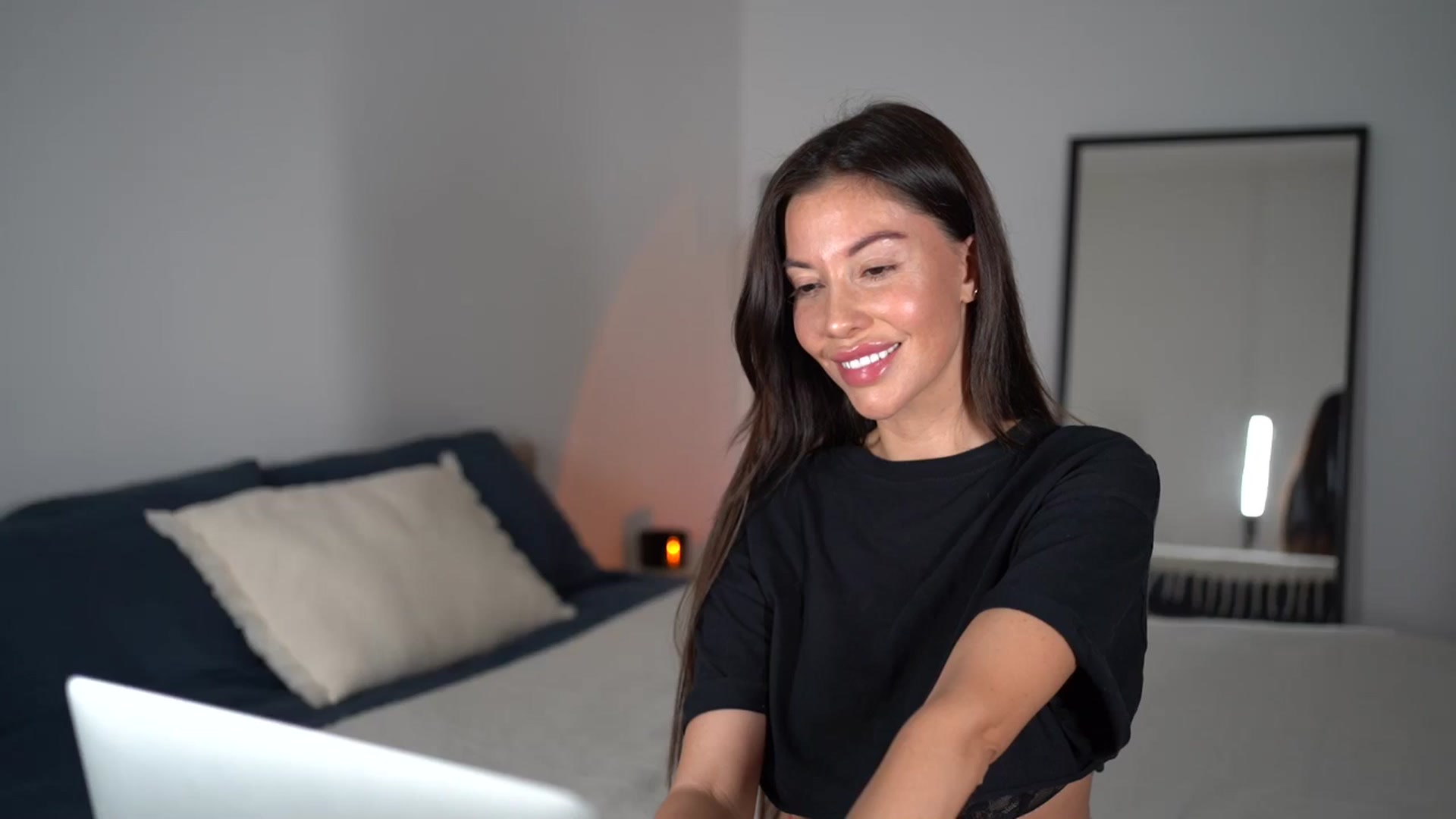 Gallery image thumbnail from Dorothea_'s myfreecams stream on, 05/12/2025, 21:33 image 2 of 20