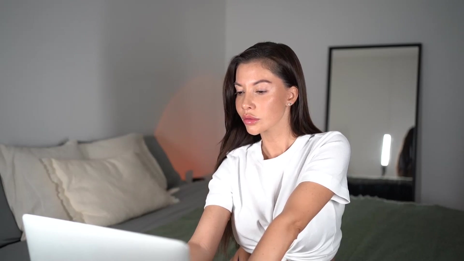 Gallery image thumbnail from Dorothea_'s myfreecams stream on, 05/28/2025, 19:31 image 13 of 20