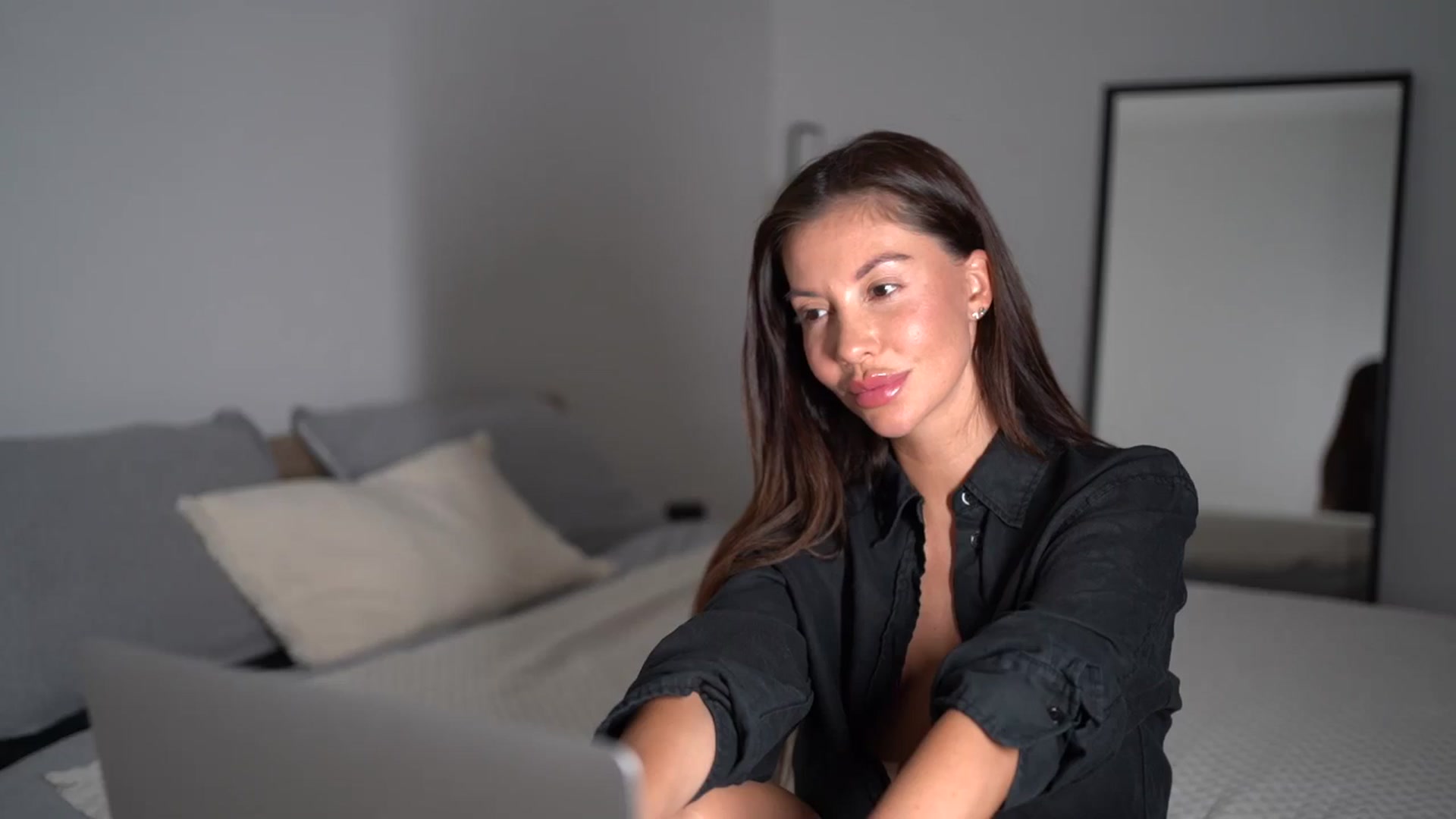 Gallery image thumbnail from Dorothea_'s myfreecams stream on, 07/12/2025, 21:08 image 3 of 20