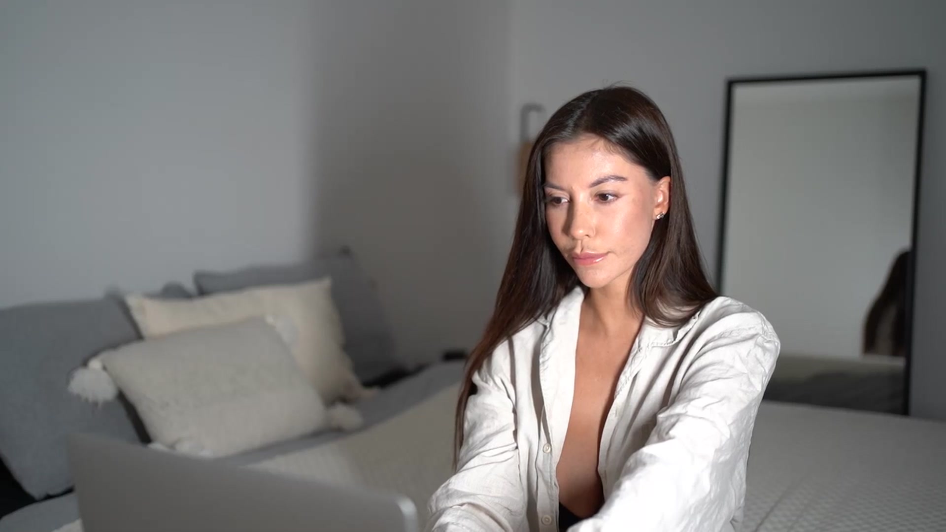Gallery image thumbnail from Dorothea_'s myfreecams stream on, 07/16/2025, 21:36 image 6 of 20