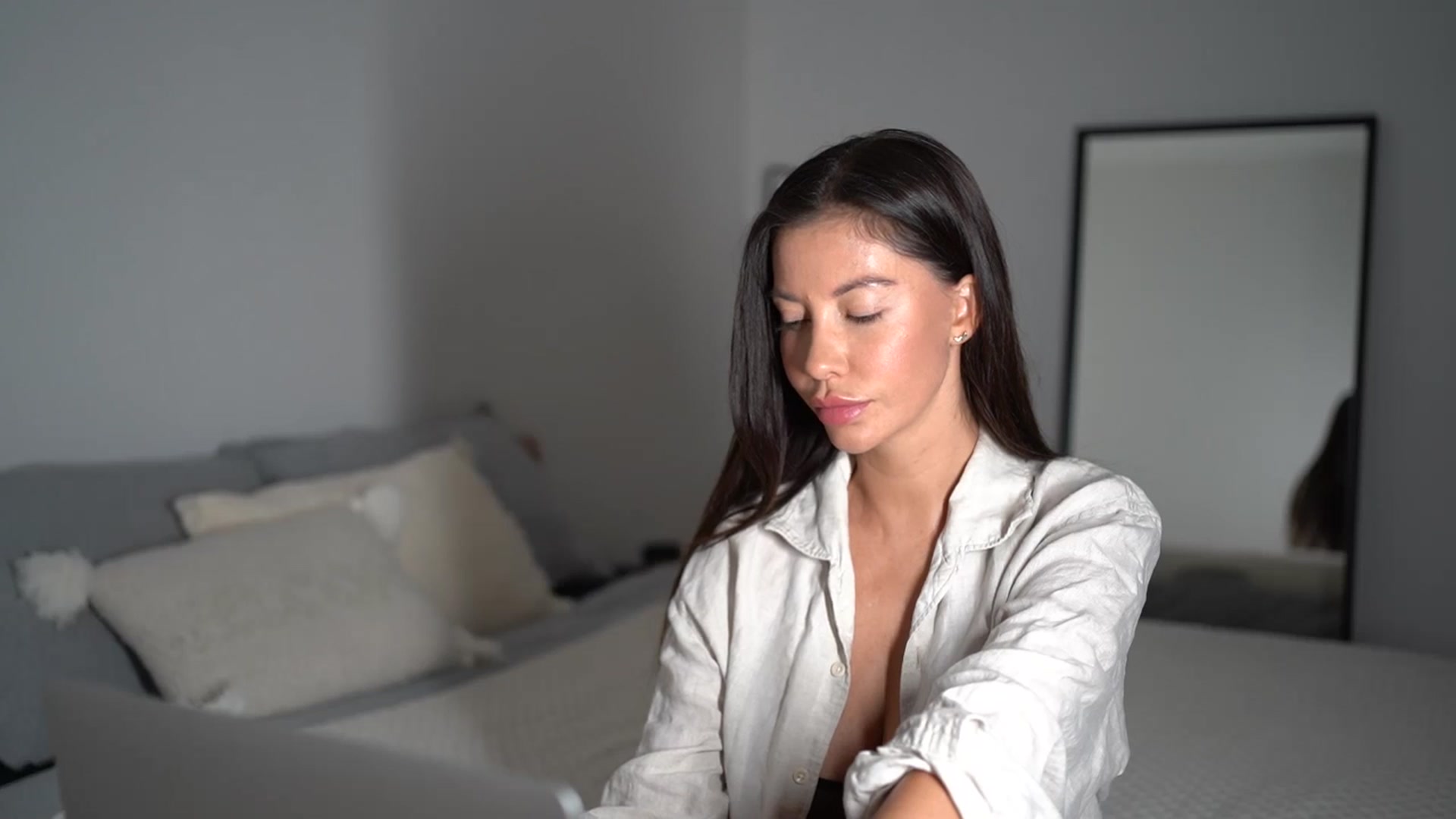 Gallery image thumbnail from Dorothea_'s myfreecams stream on, 07/20/2025, 21:22 image 8 of 20