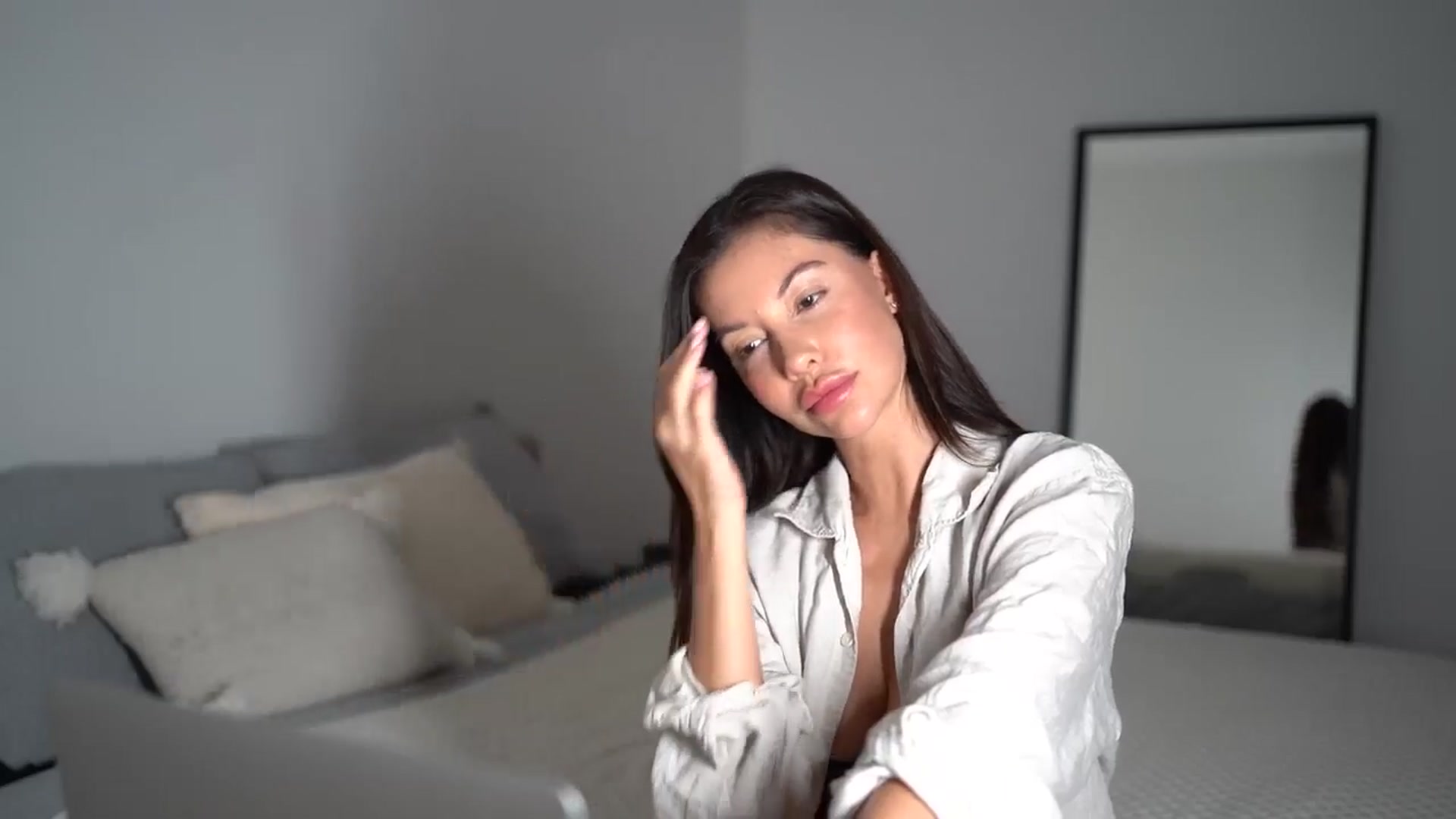 Gallery image thumbnail from Dorothea_'s myfreecams stream on, 07/20/2025, 21:22 image 6 of 20