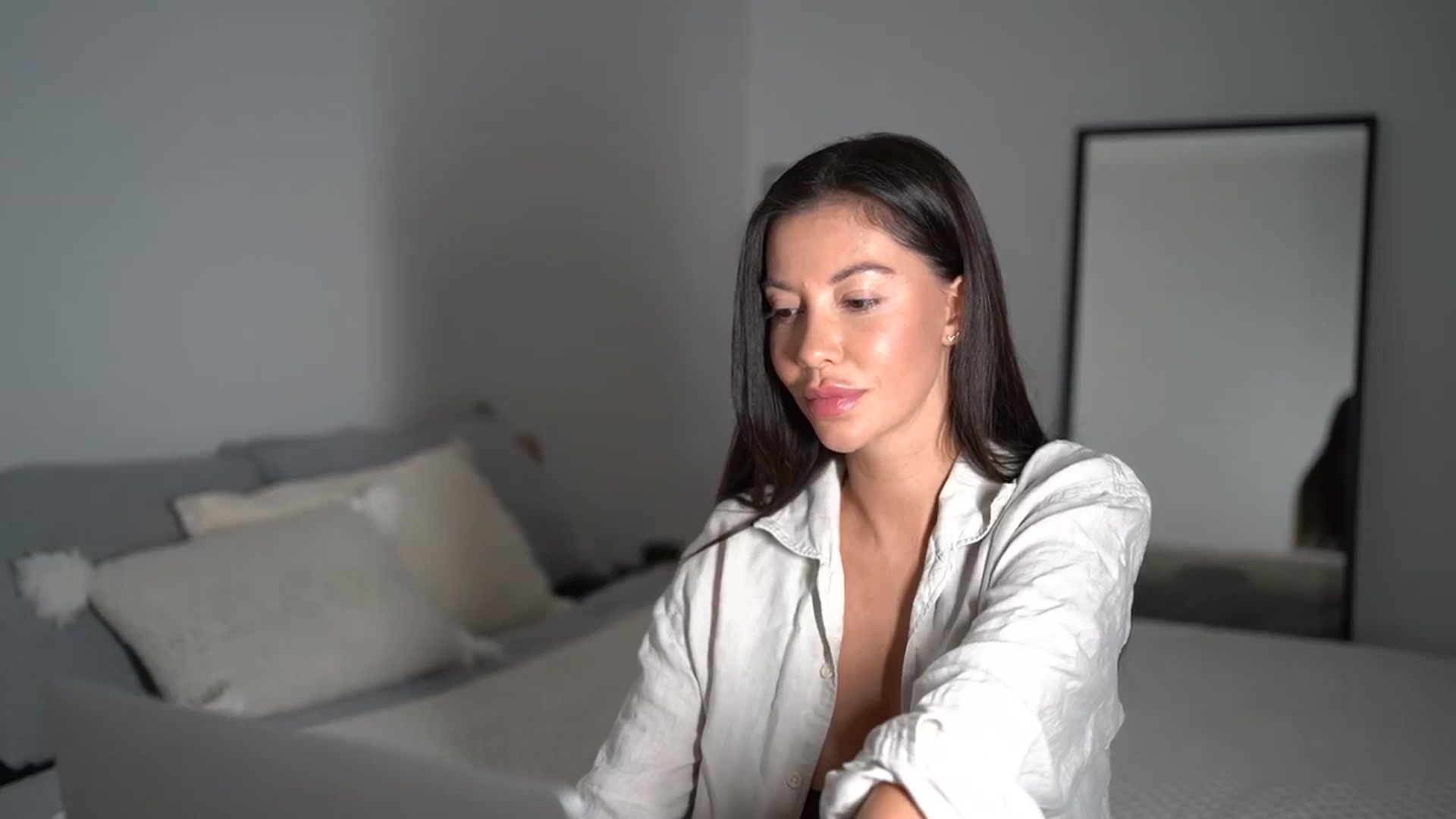 Gallery image thumbnail from Dorothea_'s myfreecams stream on, 07/20/2025, 21:22 image 9 of 20