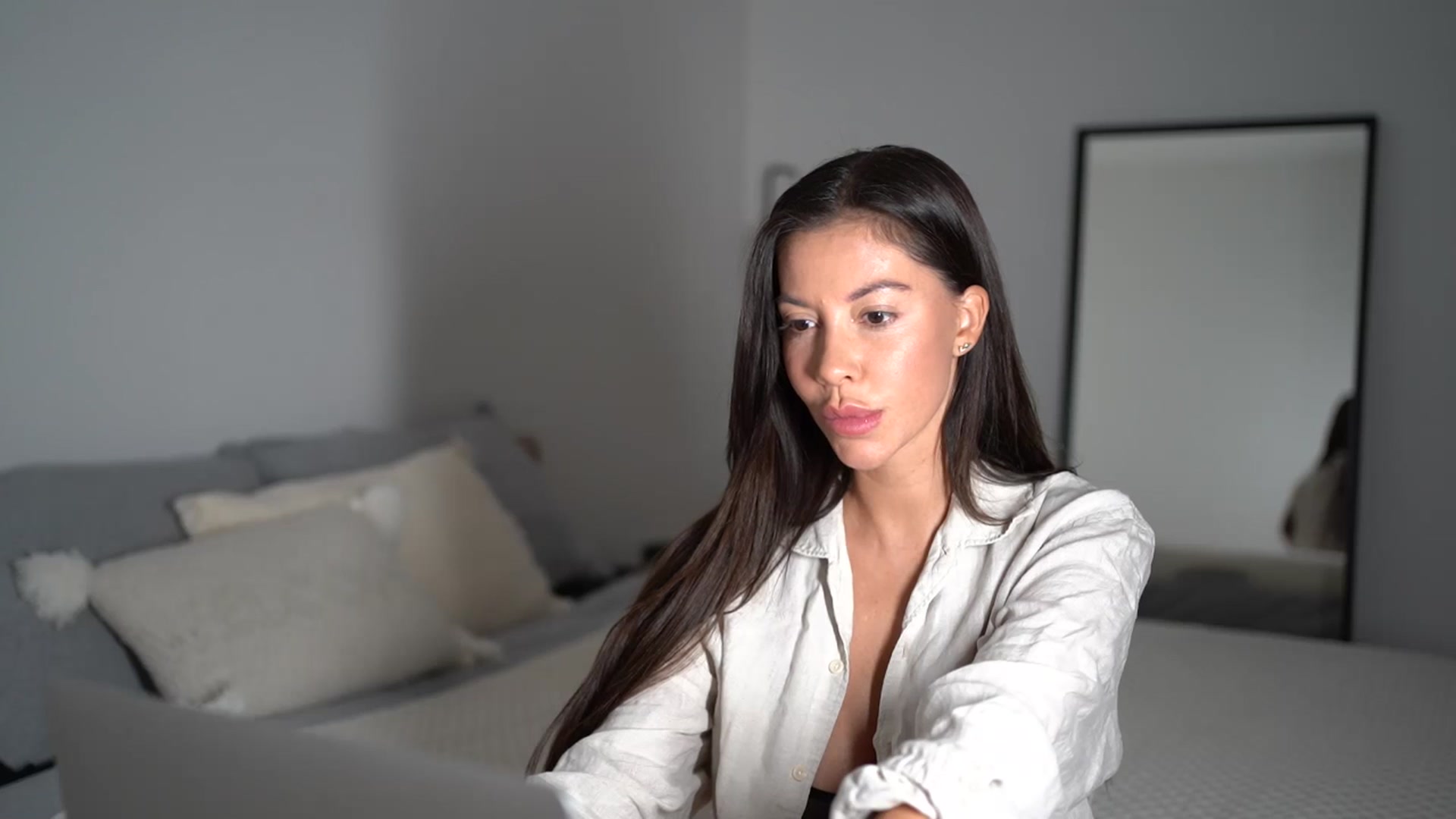 Gallery image thumbnail from Dorothea_'s myfreecams stream on, 07/20/2025, 21:22 image 16 of 20