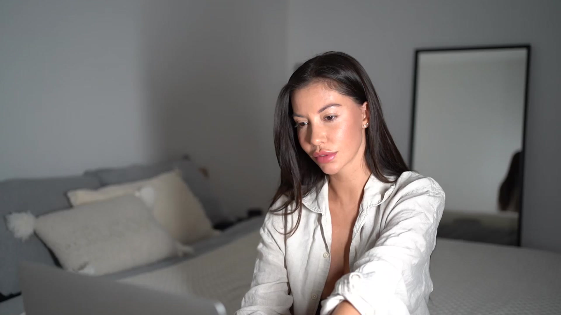 Gallery image thumbnail from Dorothea_'s myfreecams stream on, 07/20/2025, 21:22 image 5 of 20