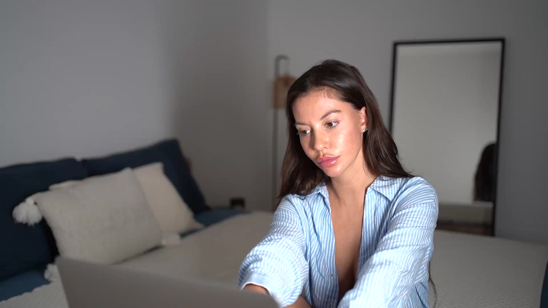 Gallery image thumbnail from Dorothea_'s myfreecams stream on, 07/27/2025, 20:58 image 5 of 20