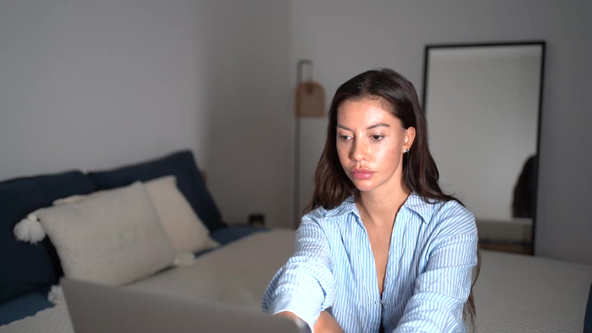 Gallery image thumbnail from Dorothea_'s myfreecams stream on, 07/27/2025, 20:58 image 15 of 20