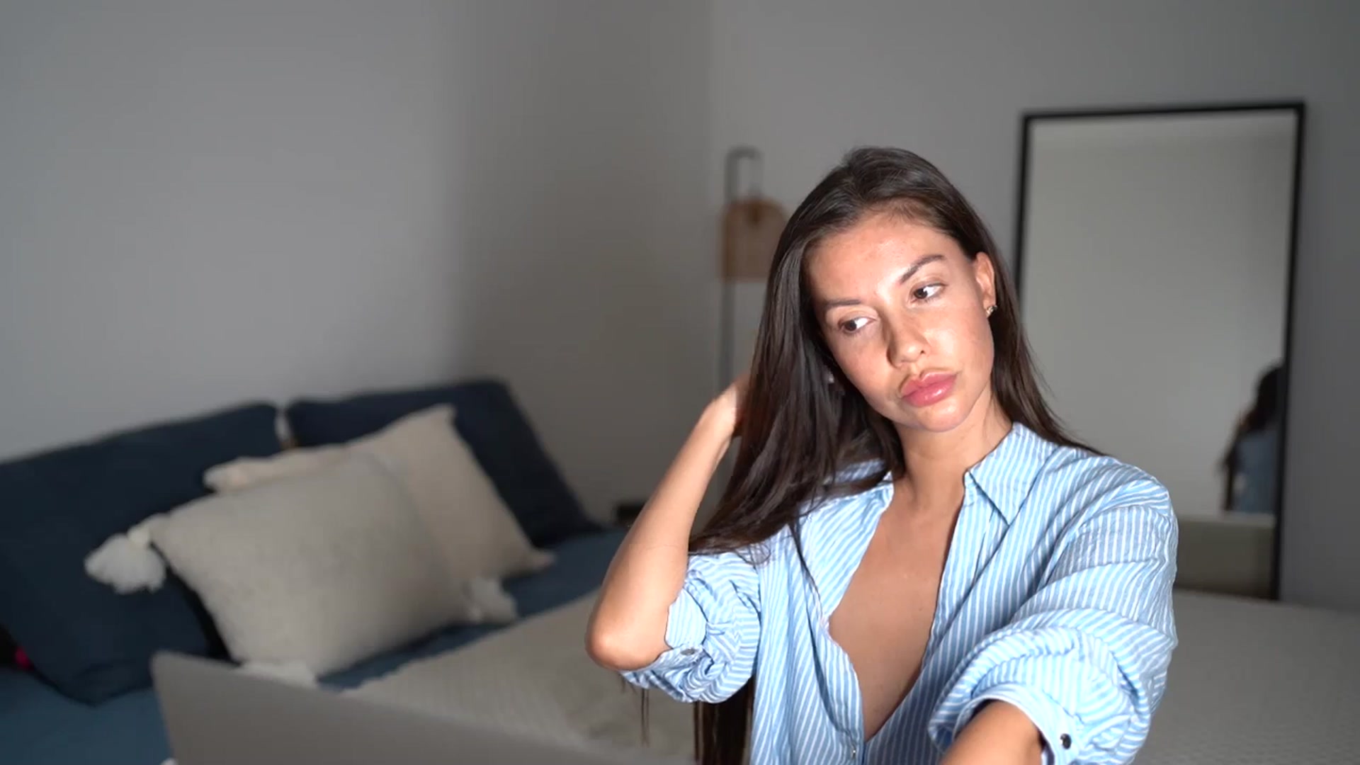 Gallery image thumbnail from Dorothea_'s myfreecams stream on, 07/30/2025, 20:35 image 7 of 20