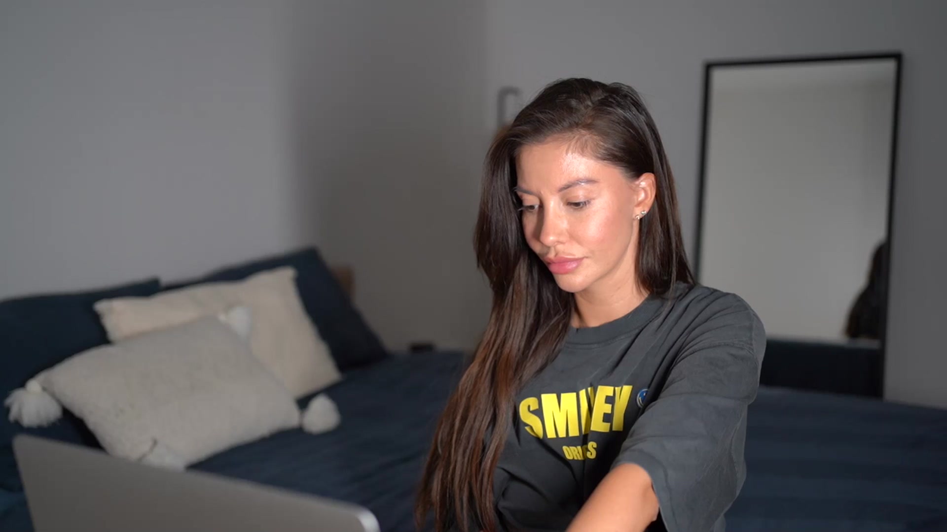 Gallery image thumbnail from Dorothea_'s myfreecams stream on, 08/04/2025, 21:08 image 13 of 20