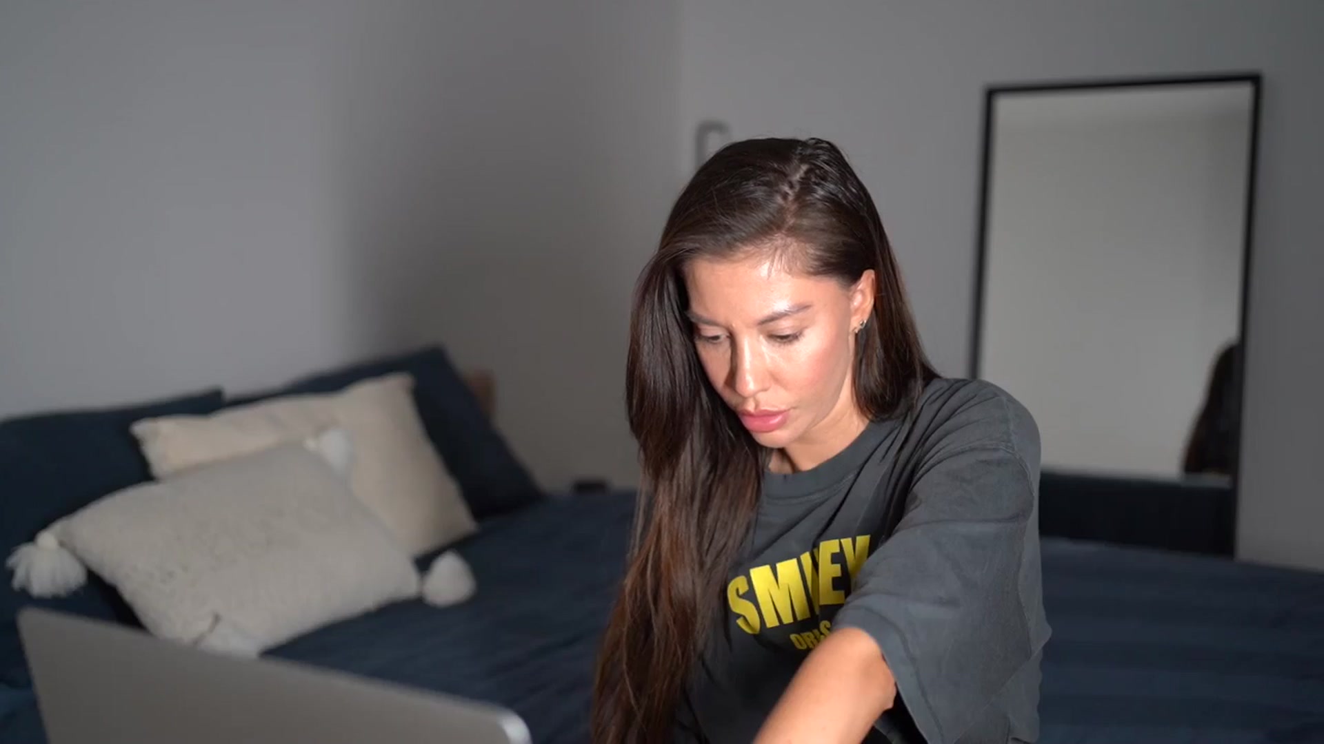 Gallery image thumbnail from Dorothea_'s myfreecams stream on, 08/04/2025, 21:08 image 12 of 20