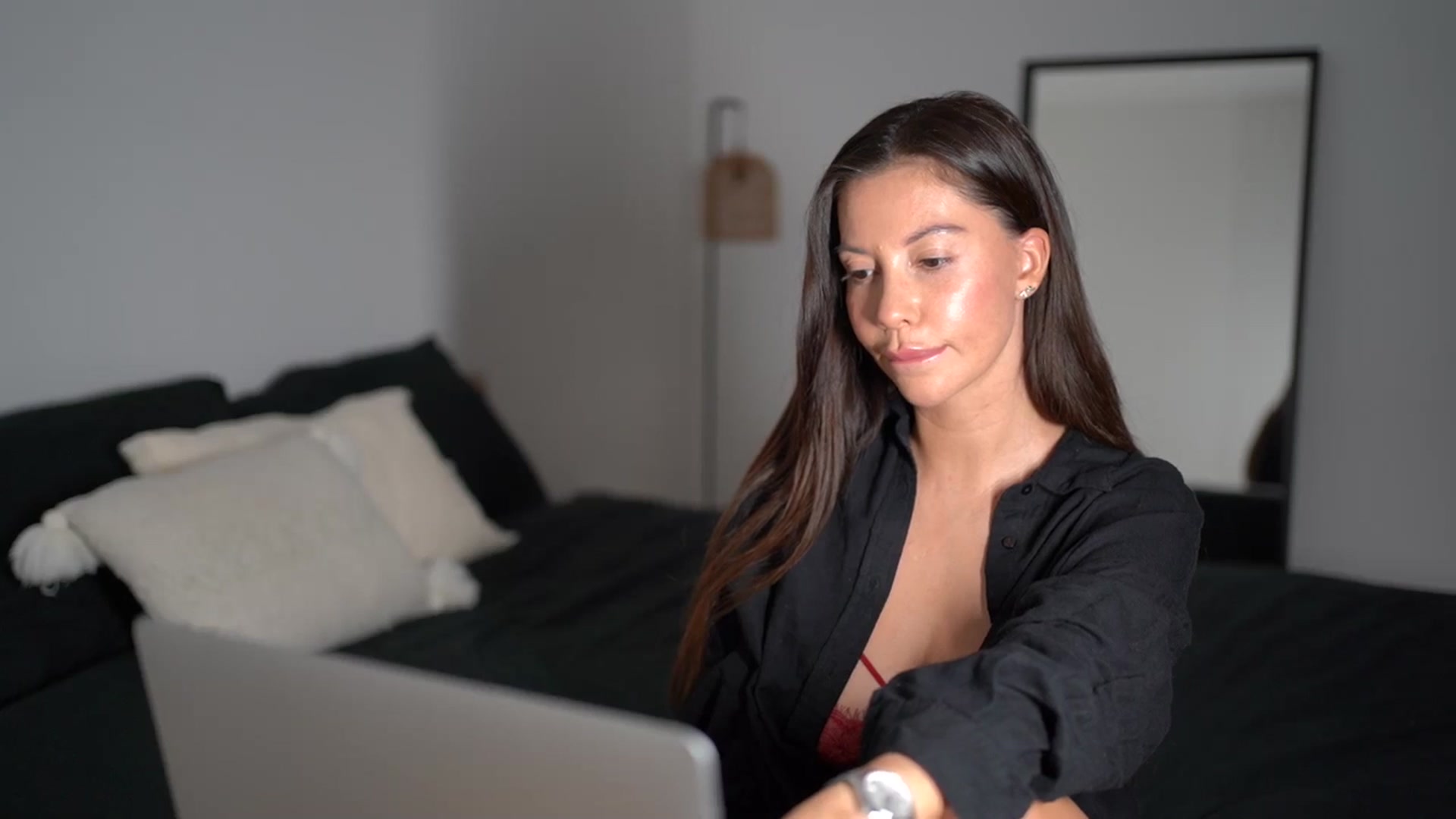 Gallery image thumbnail from Dorothea_'s myfreecams stream on, 08/12/2025, 21:21 image 16 of 20