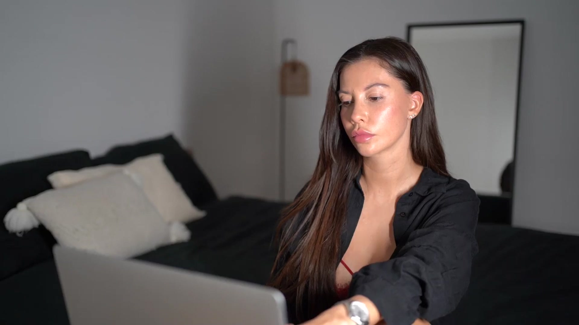 Gallery image thumbnail from Dorothea_'s myfreecams stream on, 08/12/2025, 21:21 image 15 of 20