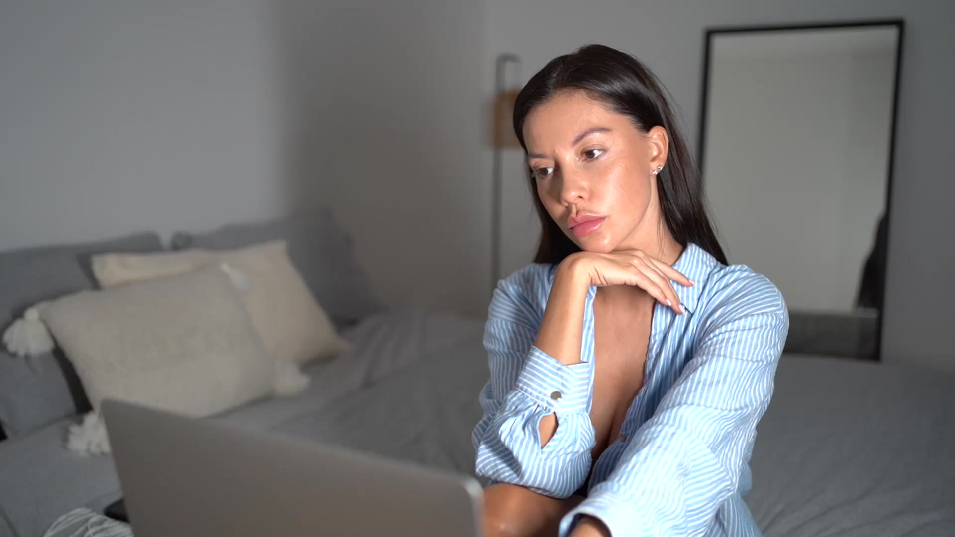 Gallery image thumbnail from Dorothea_'s myfreecams stream on, 08/15/2025, 21:09 image 18 of 20