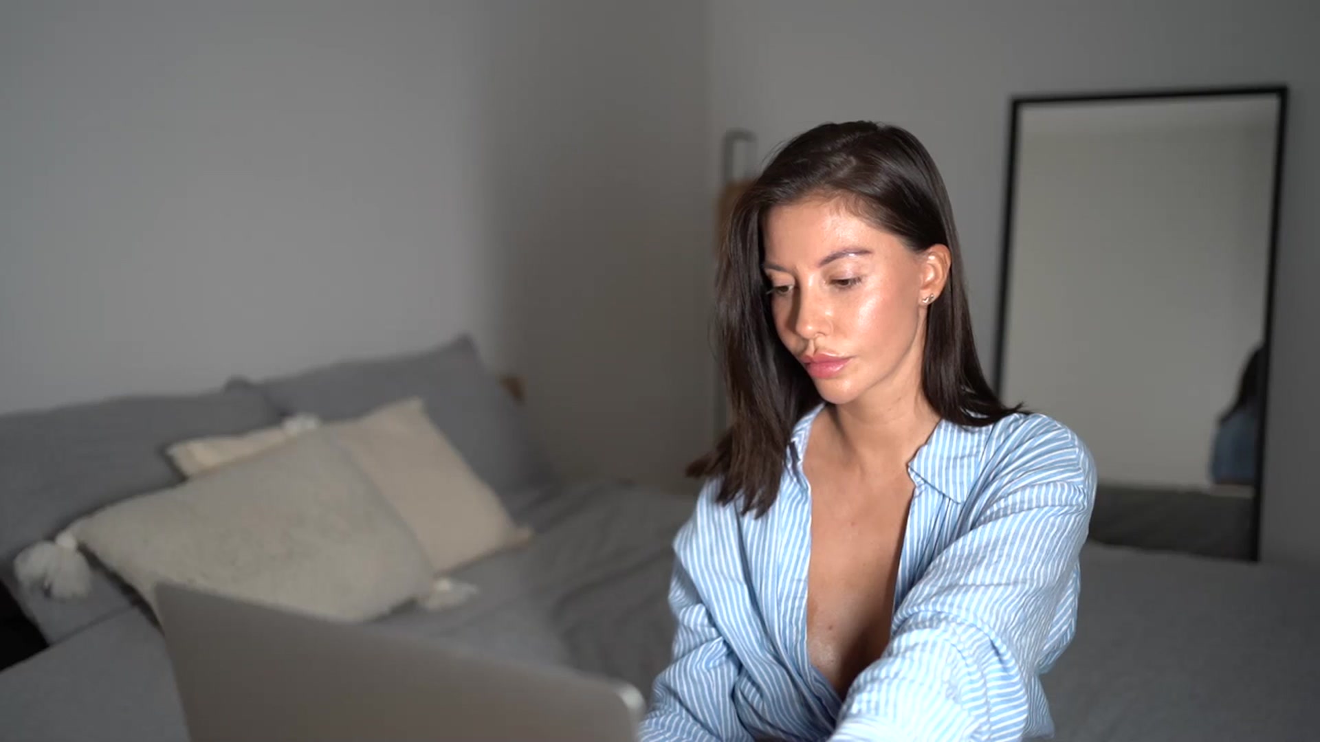 Gallery image thumbnail from Dorothea_'s myfreecams stream on, 08/21/2025, 21:41 image 2 of 20