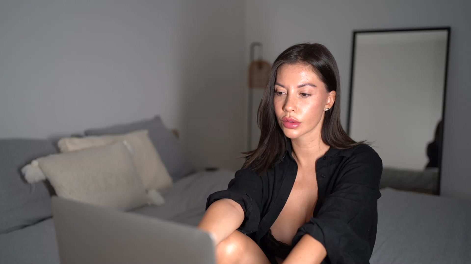 Gallery image thumbnail from Dorothea_'s myfreecams stream on, 08/23/2025, 21:00 image 20 of 20