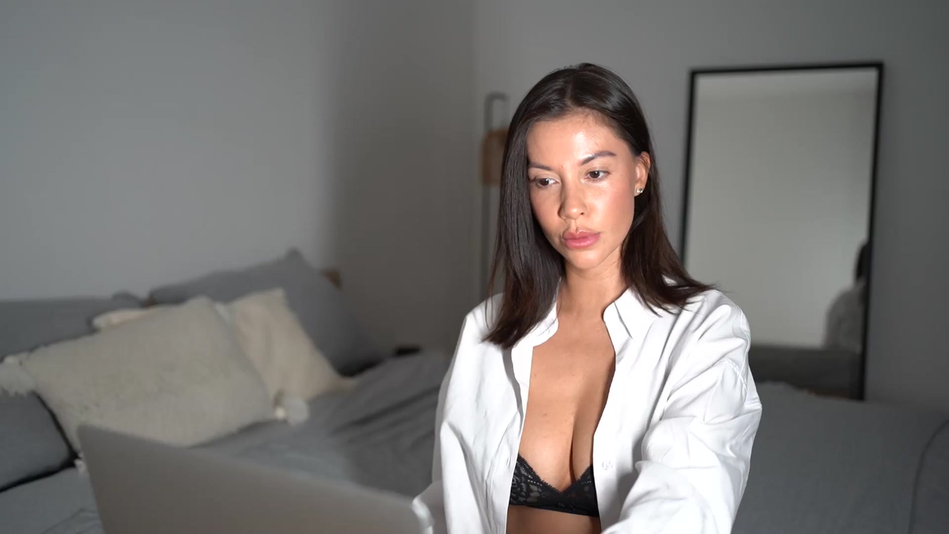 Gallery image thumbnail from Dorothea_'s myfreecams stream on, 08/26/2025, 21:16 image 1 of 20