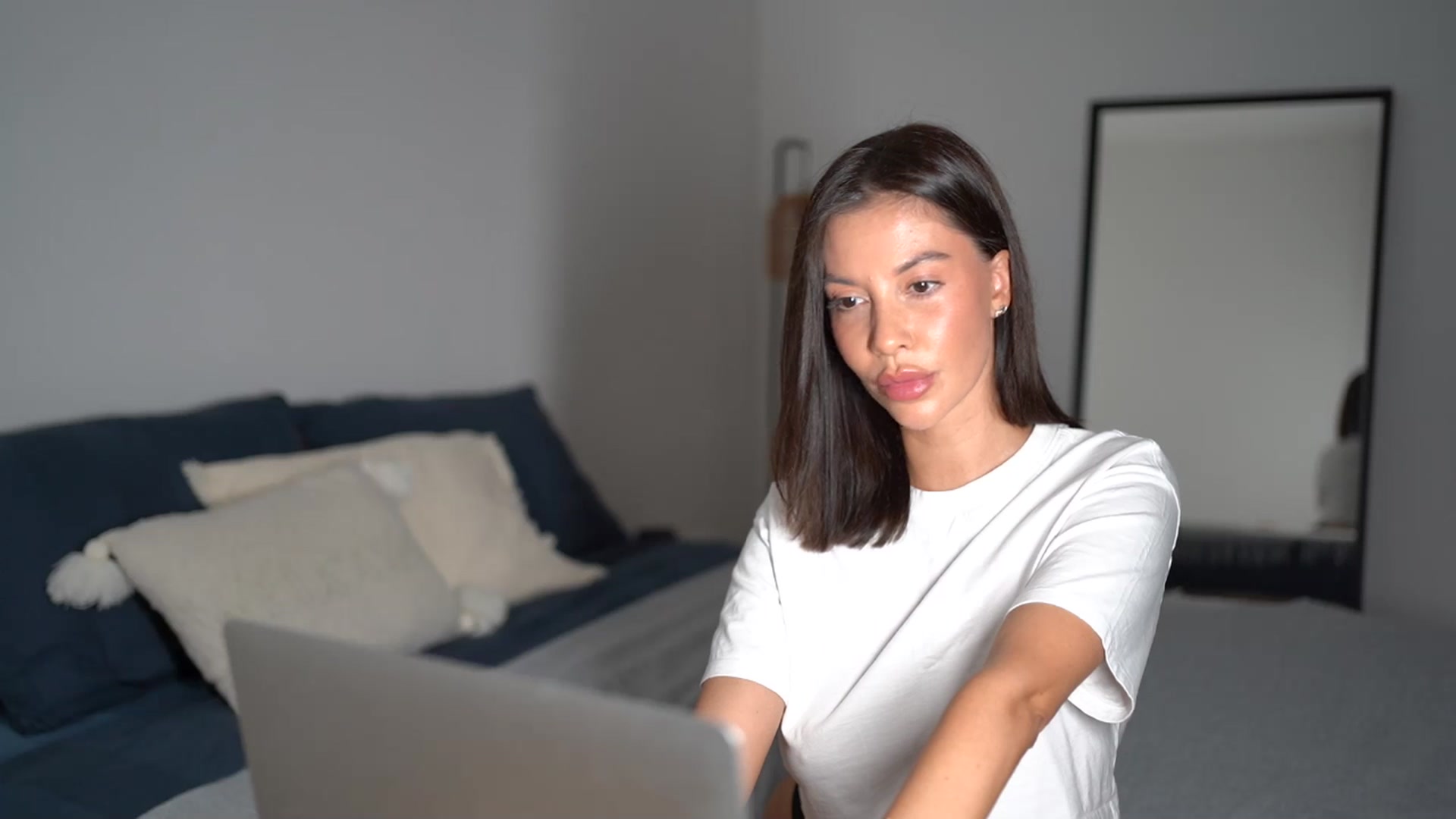 Gallery image thumbnail from Dorothea_'s myfreecams stream on, 08/31/2025, 21:49 image 8 of 20