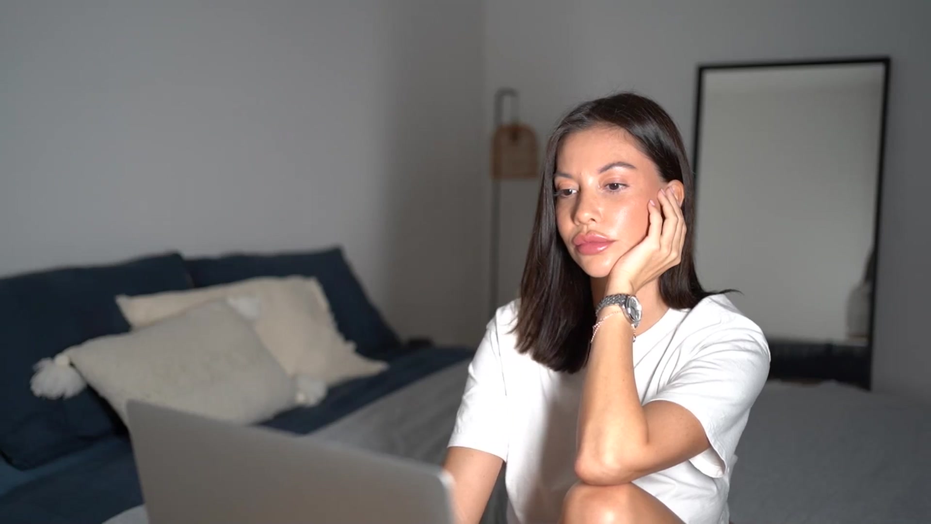 Gallery image thumbnail from Dorothea_'s myfreecams stream on, 08/31/2025, 21:49 image 19 of 20