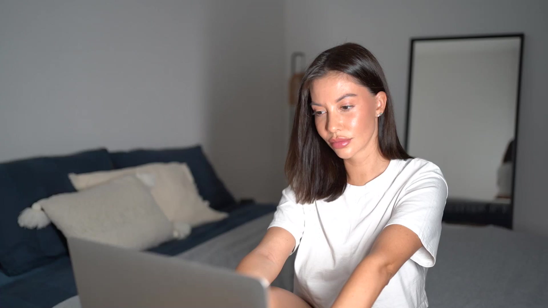 Gallery image thumbnail from Dorothea_'s myfreecams stream on, 08/31/2025, 21:49 image 3 of 20