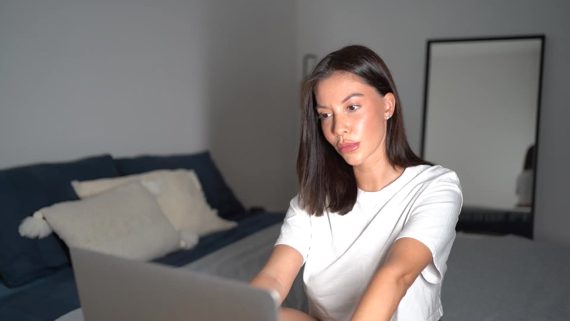 Gallery image thumbnail from Dorothea_'s myfreecams stream on, 08/31/2025, 21:49 image 4 of 20