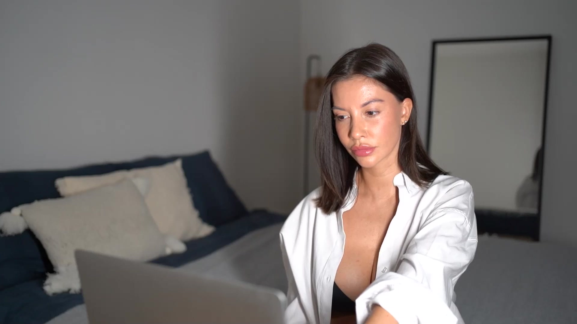 Gallery image thumbnail from Dorothea_'s myfreecams stream on, 09/01/2025, 21:35 image 10 of 20