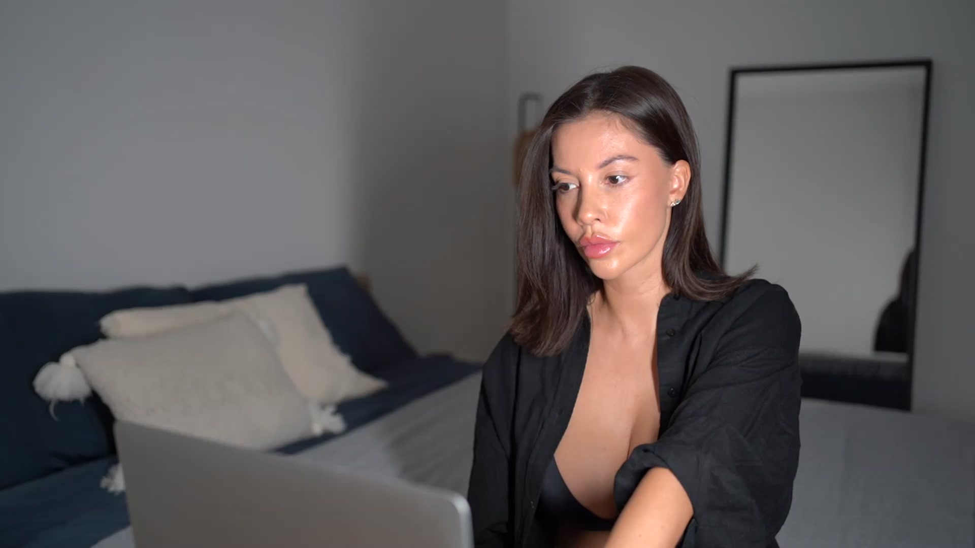 Gallery image thumbnail from Dorothea_'s myfreecams stream on, 09/02/2025, 21:29 image 4 of 20