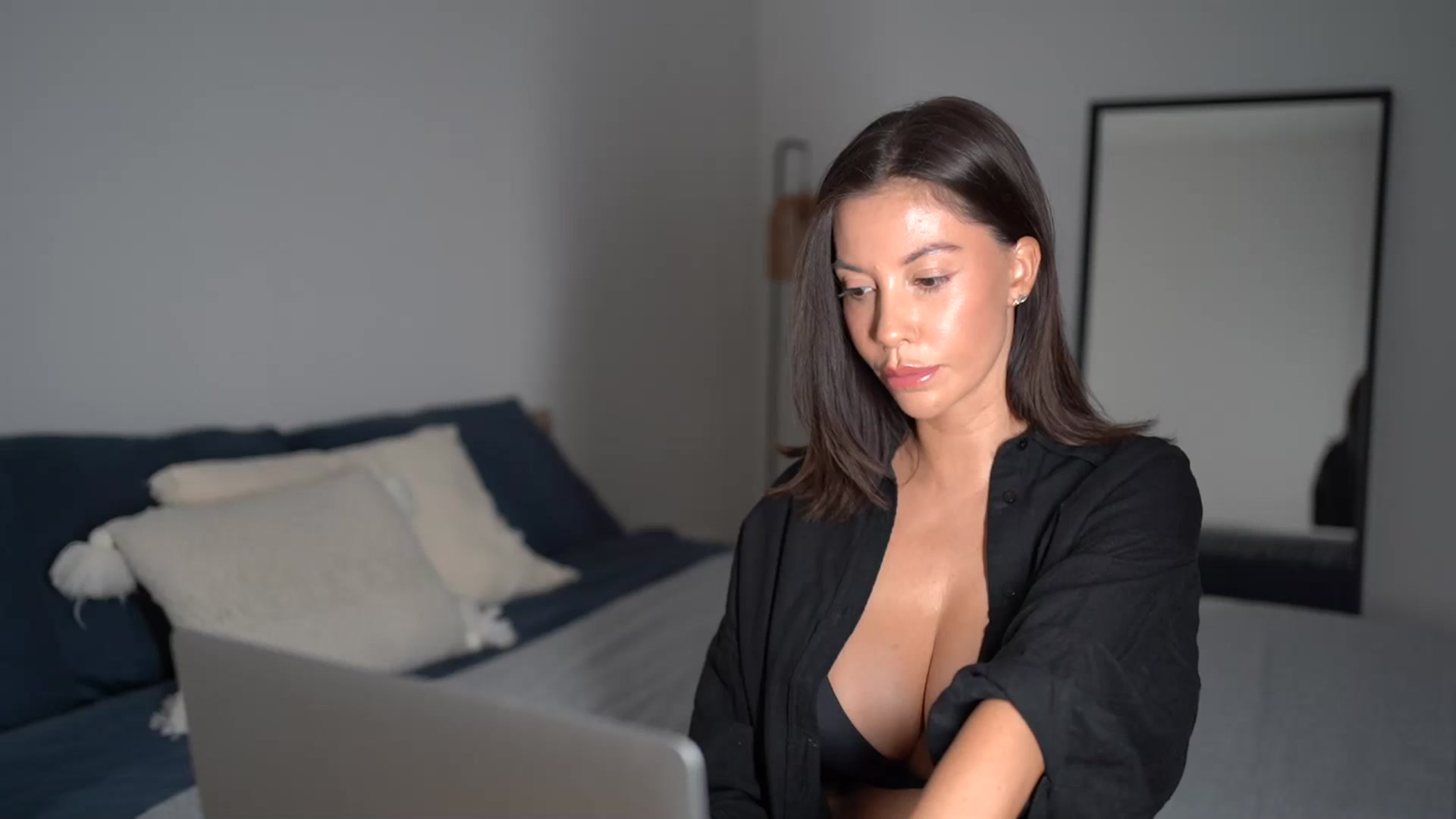 Gallery image thumbnail from Dorothea_'s myfreecams stream on, 09/02/2025, 21:29 image 1 of 20