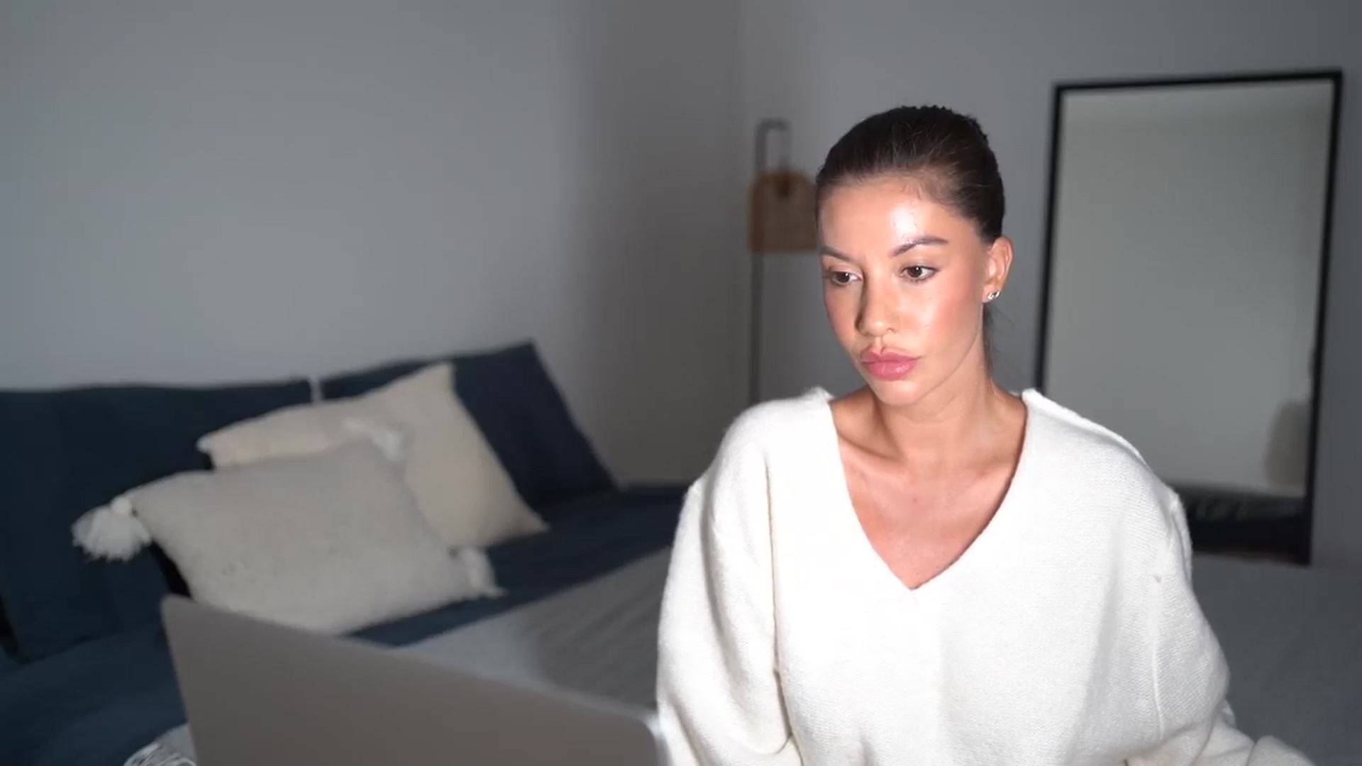 Gallery image thumbnail from Dorothea_'s myfreecams stream on, 09/07/2025, 21:39 image 16 of 20