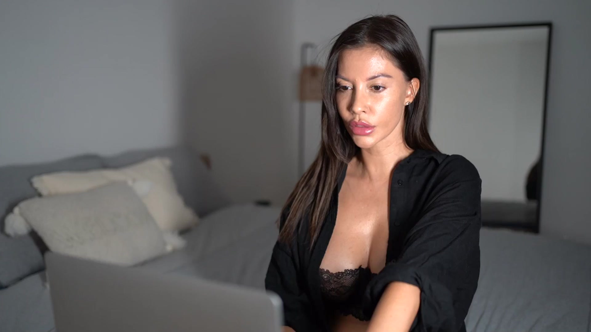 Gallery image thumbnail from Dorothea_'s myfreecams stream on, 09/23/2025, 21:43 image 10 of 20