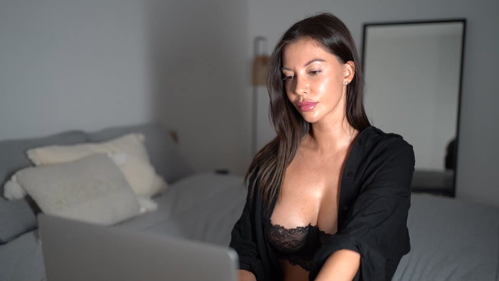 Gallery image thumbnail from Dorothea_'s myfreecams stream on, 09/23/2025, 21:43 image 7 of 20