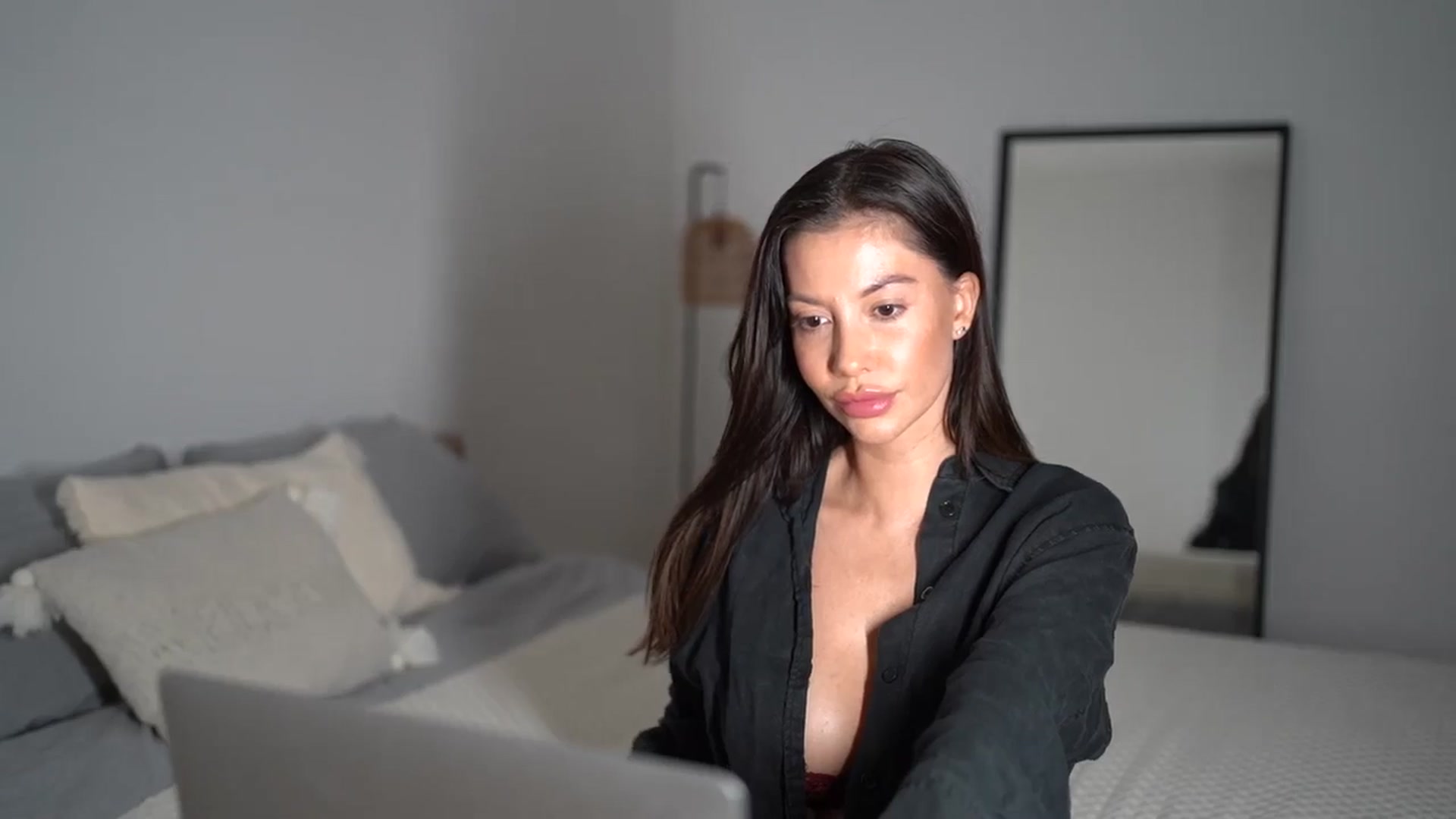 Gallery image thumbnail from Dorothea_'s myfreecams stream on, 11/03/2025, 23:18 image 20 of 20
