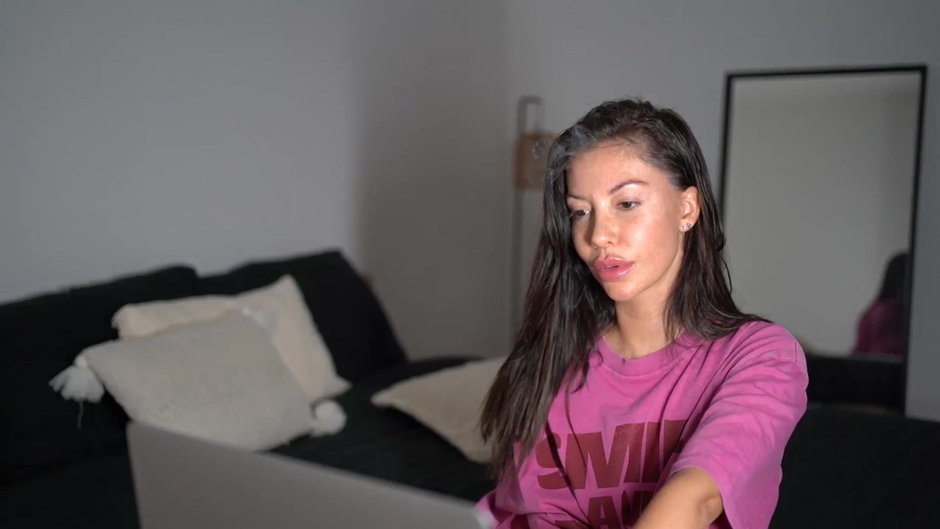 Gallery image thumbnail from Dorothea_'s myfreecams stream on, 11/10/2025, 22:11 image 13 of 20