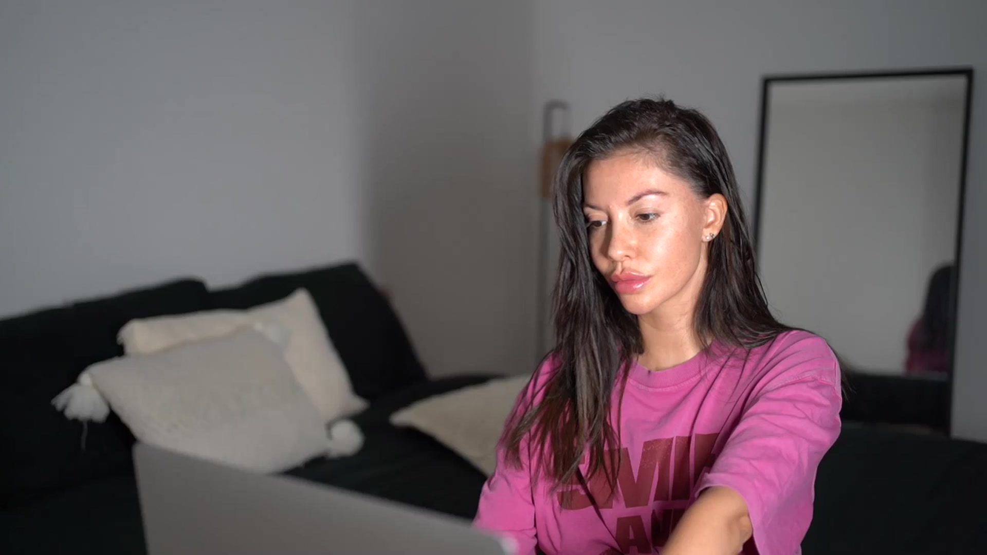 Gallery image thumbnail from Dorothea_'s myfreecams stream on, 11/10/2025, 22:11 image 7 of 20
