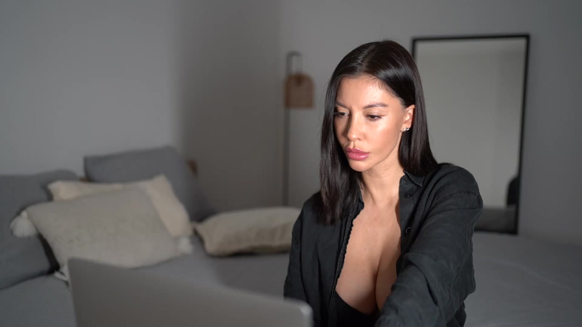 Gallery image thumbnail from Dorothea_'s myfreecams stream on, 11/19/2025, 22:31 image 10 of 20