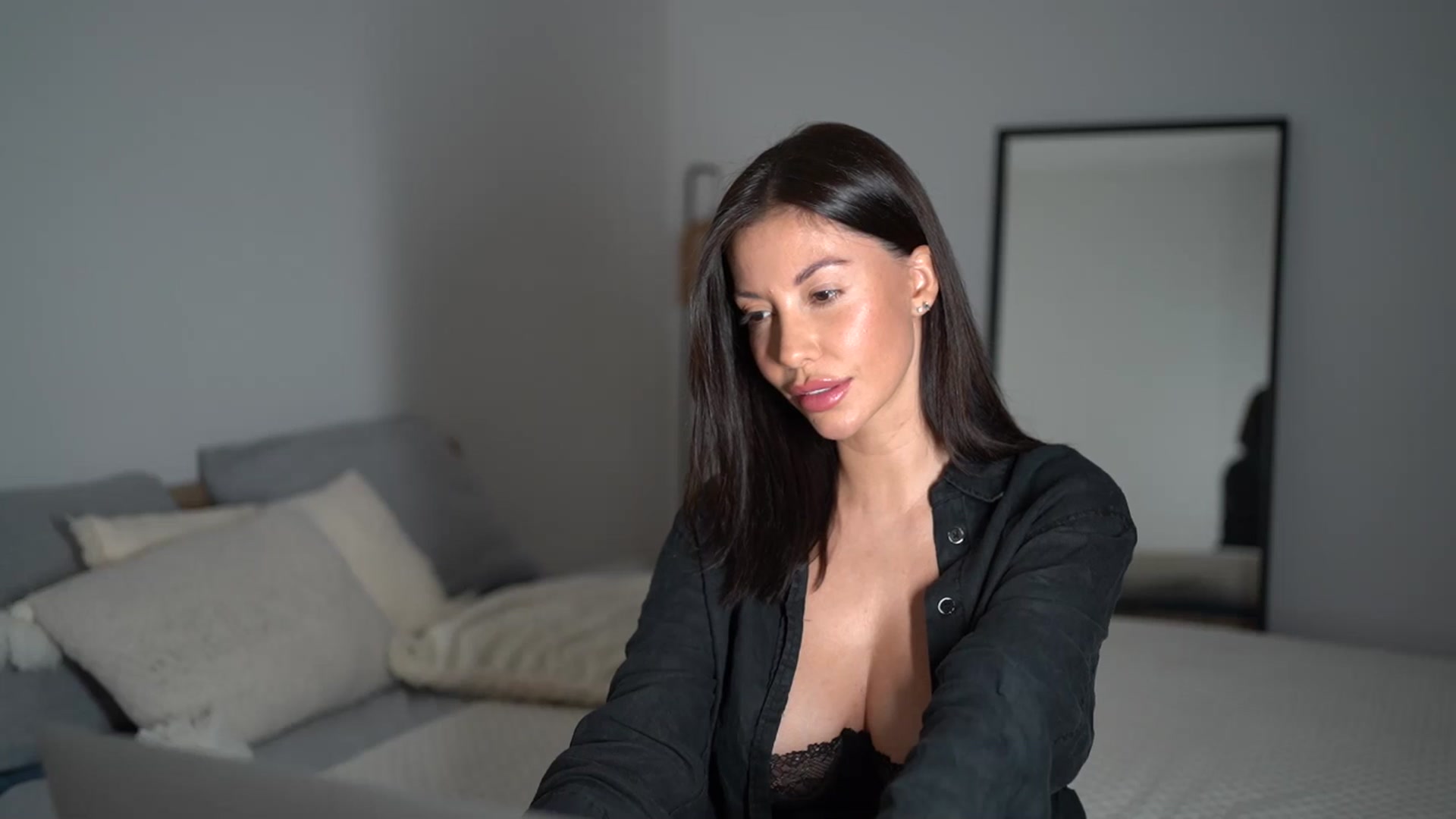Gallery image thumbnail from Dorothea_'s myfreecams stream on, 11/27/2025, 22:32 image 19 of 20