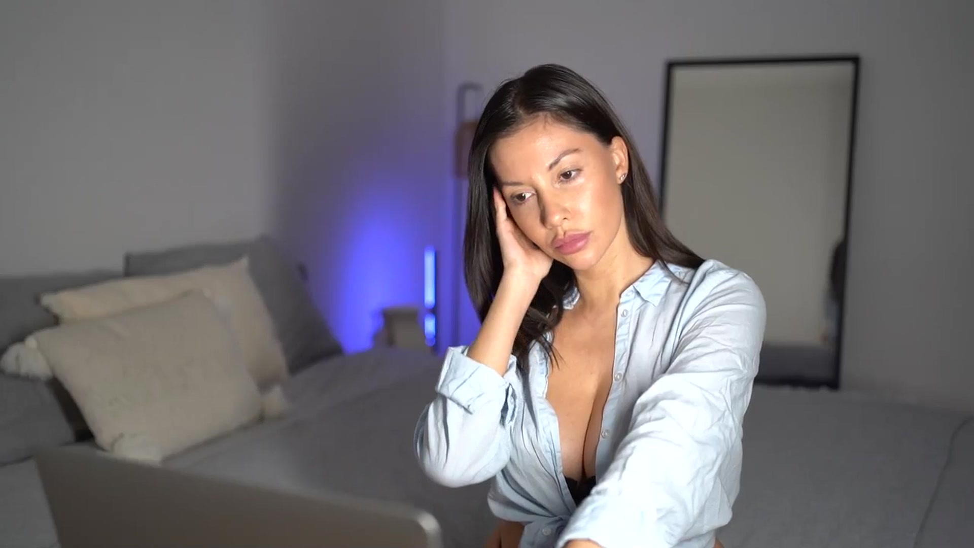 Gallery image thumbnail from Dorothea_'s myfreecams stream on, 12/04/2025, 22:10 image 15 of 20