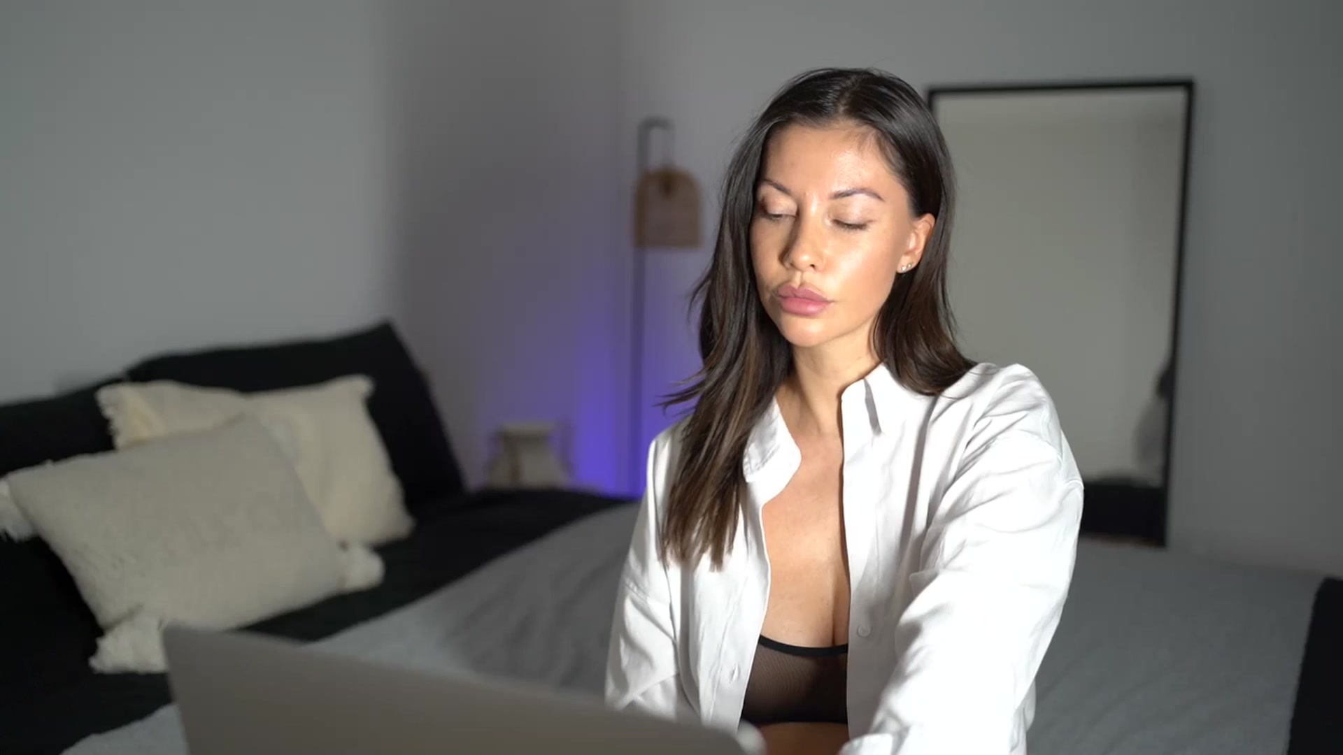 Gallery image thumbnail from Dorothea_'s myfreecams stream on, 12/08/2025, 22:27 image 12 of 20