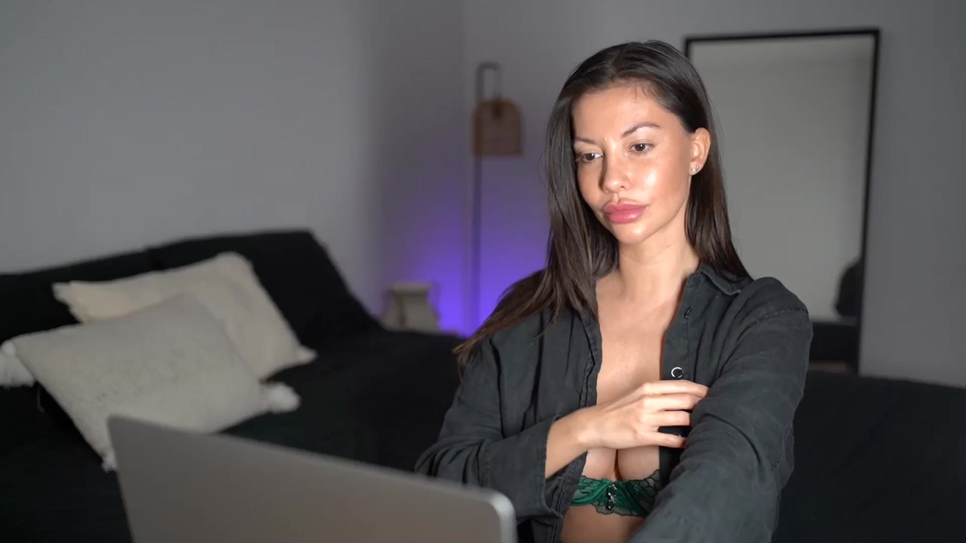 Gallery image thumbnail from Dorothea_'s myfreecams stream on, 12/22/2025, 22:55 image 1 of 20