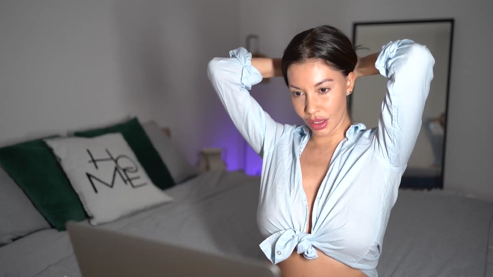 Gallery image thumbnail from Dorothea_'s myfreecams stream on, 12/30/2025, 22:28 image 4 of 20