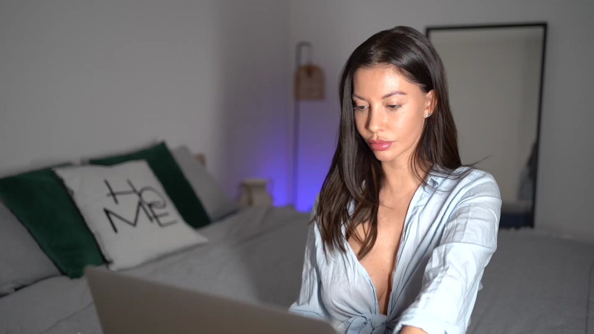 Gallery image thumbnail from Dorothea_'s myfreecams stream on, 12/30/2025, 22:28 image 13 of 20