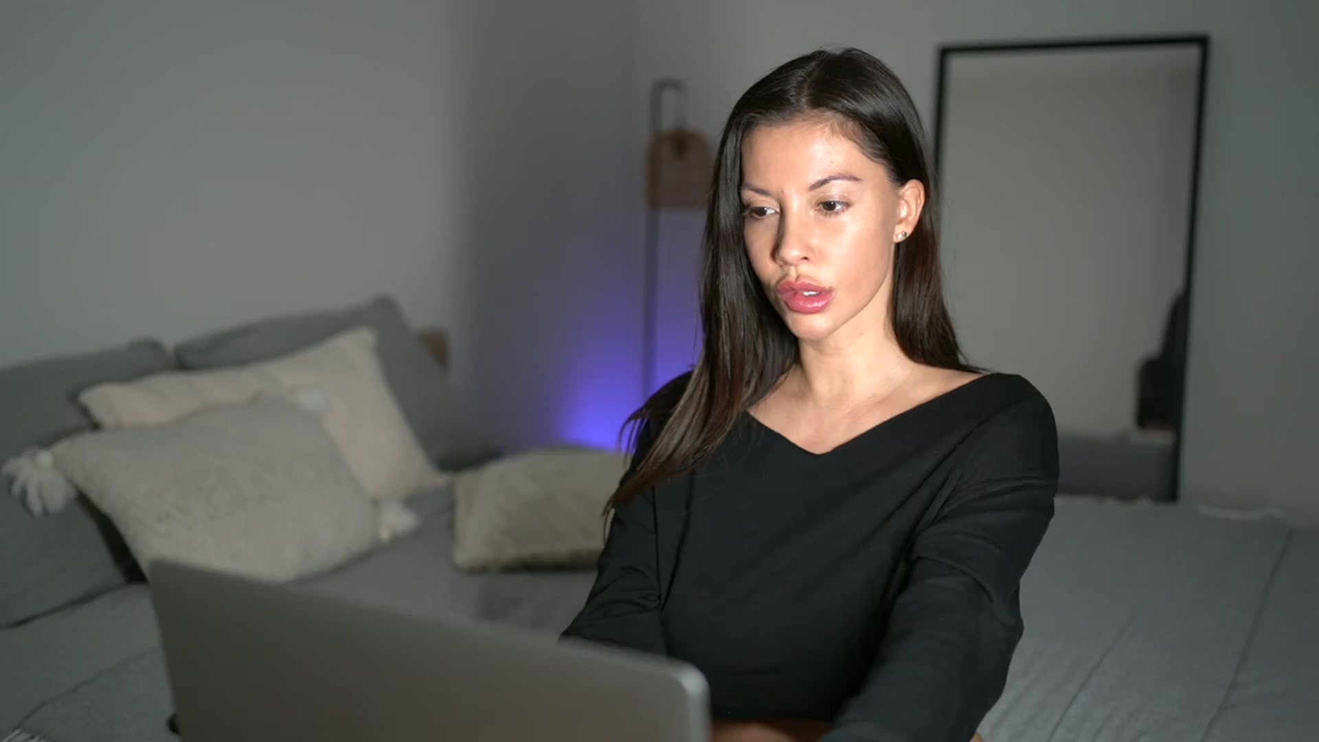 Gallery image thumbnail from Dorothea_'s myfreecams stream on, 01/05/2026, 22:33 image 5 of 20